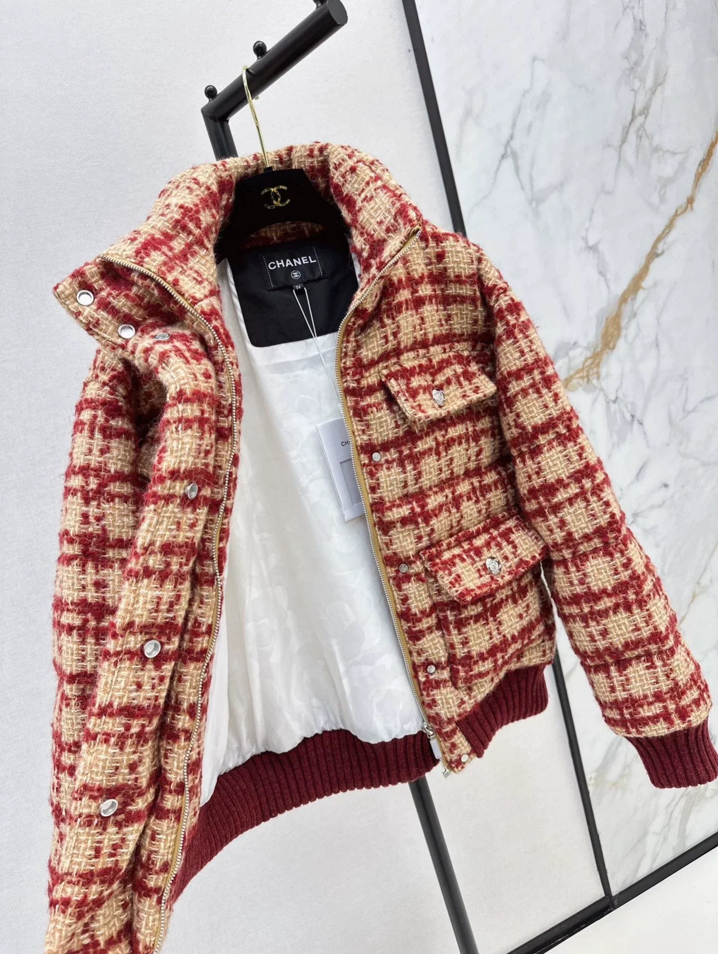 25 Skiing tweed plaid stand up collar down