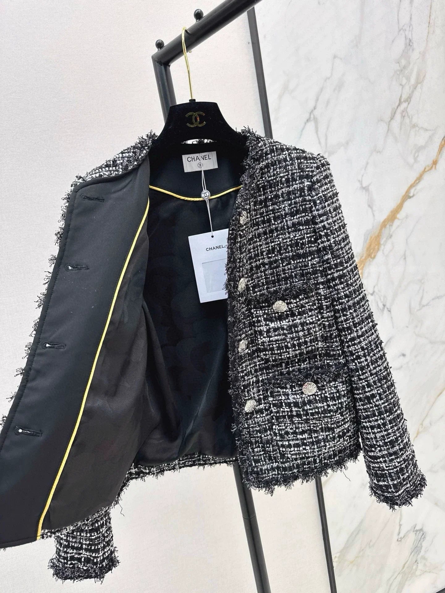 25 Edge design small jacket