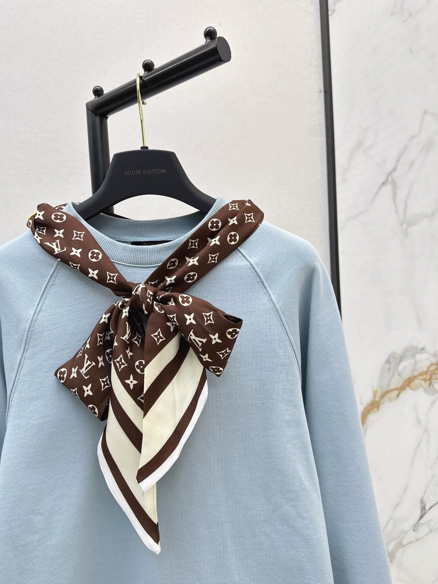 25fw Silk scarf pullover hoodie
