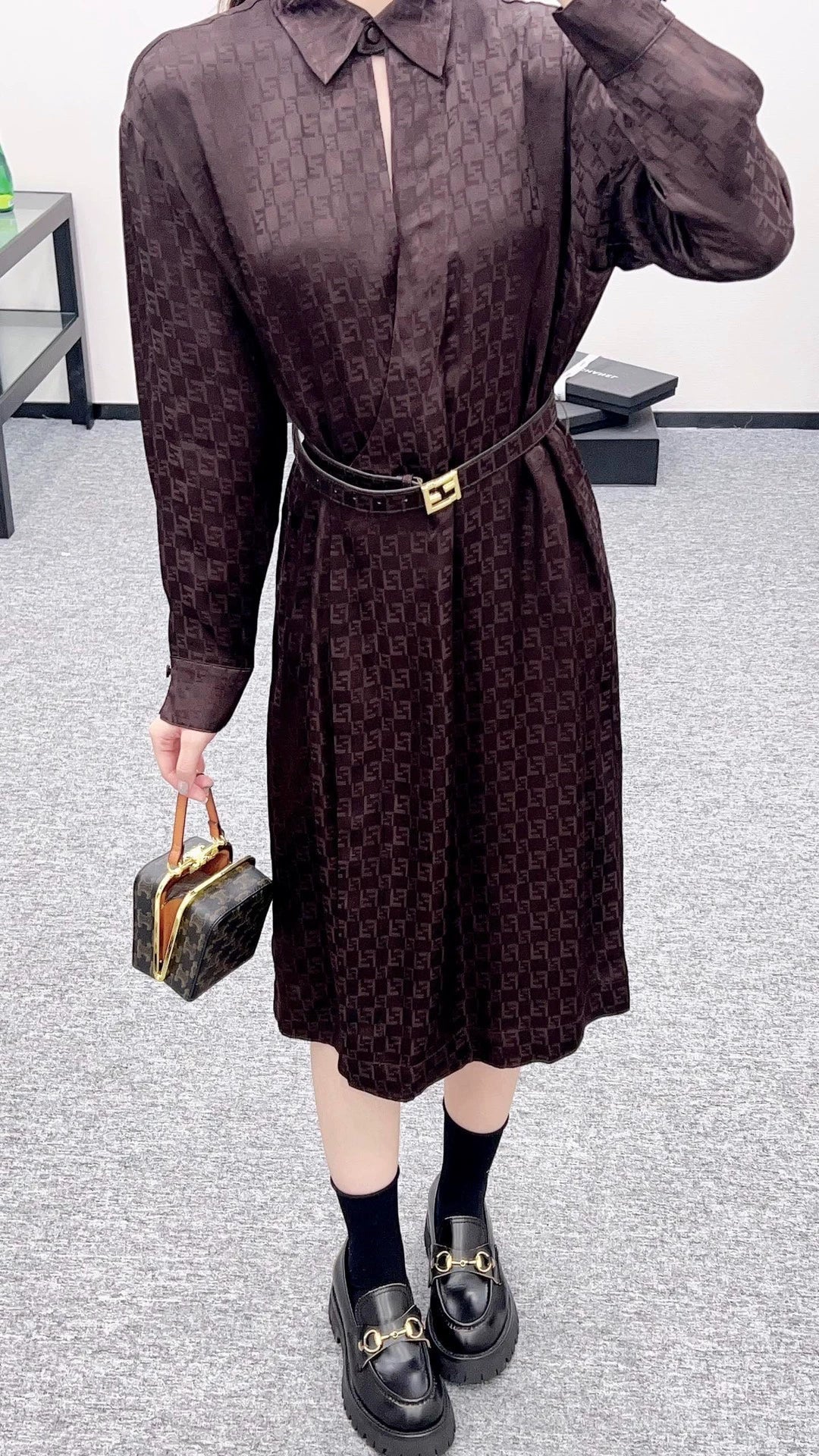 25 Jacquard cross collar waistband dress