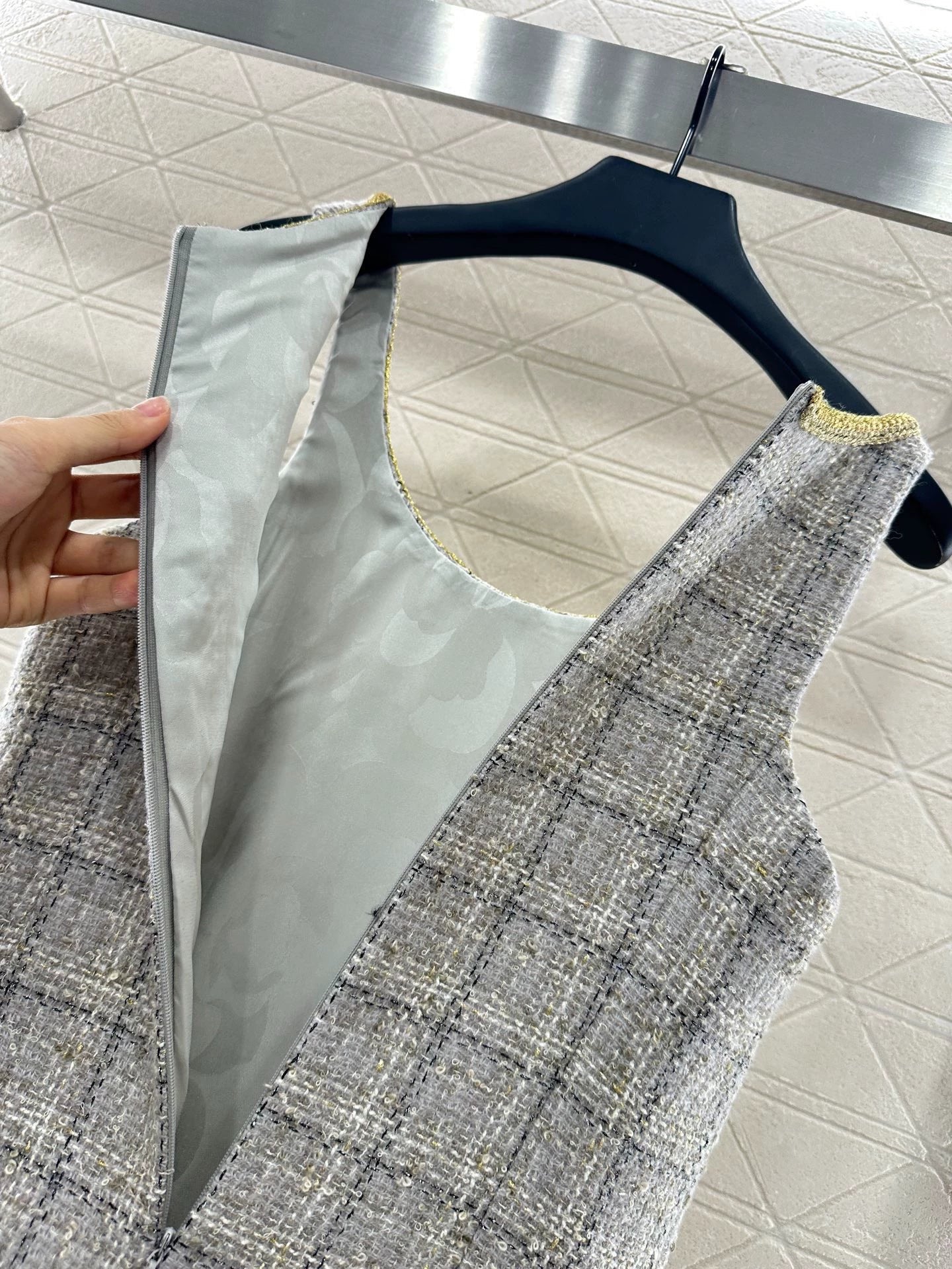 C 25 Wool woolen vest skirt
