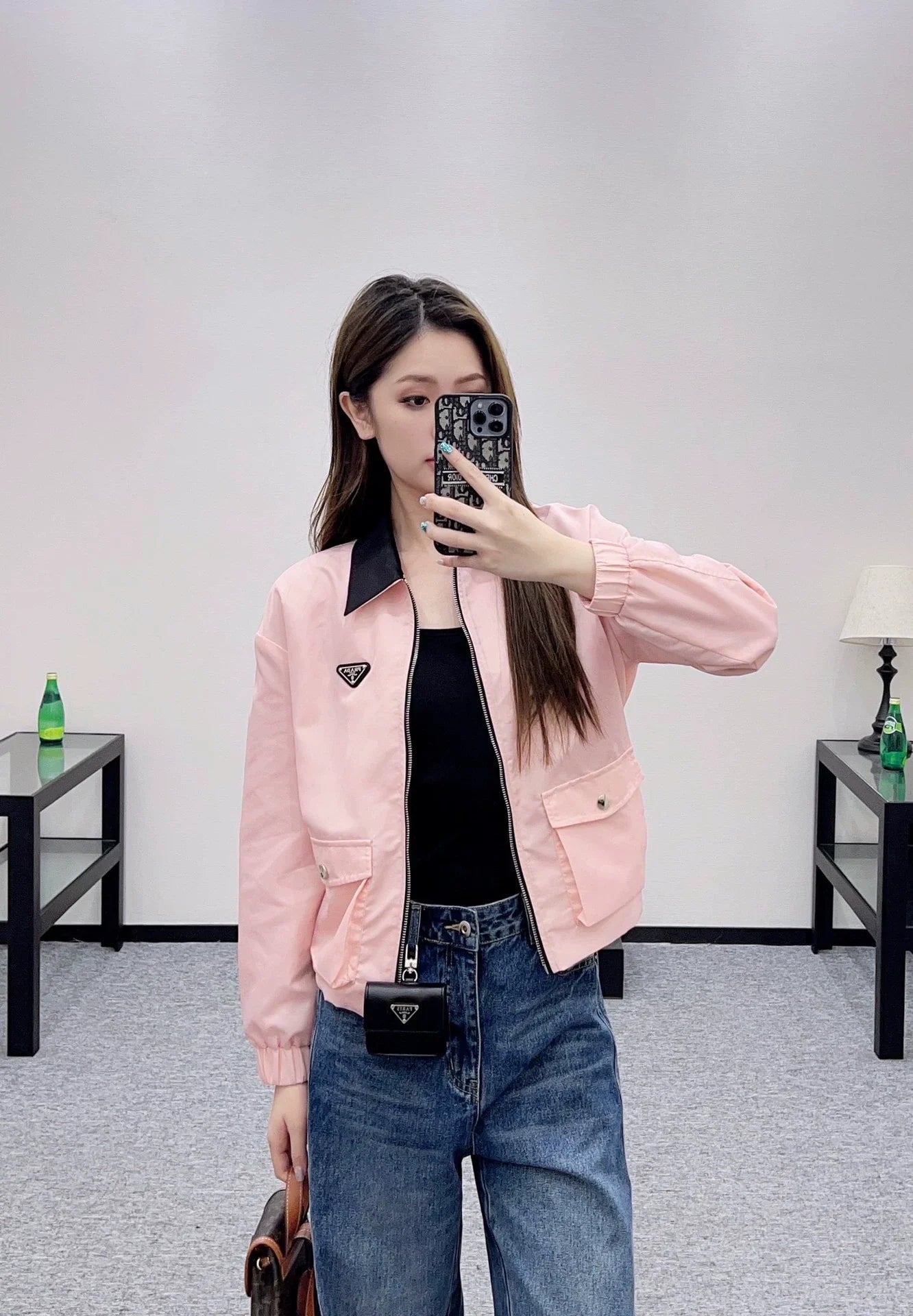P 25 Windproof zip-up jacket