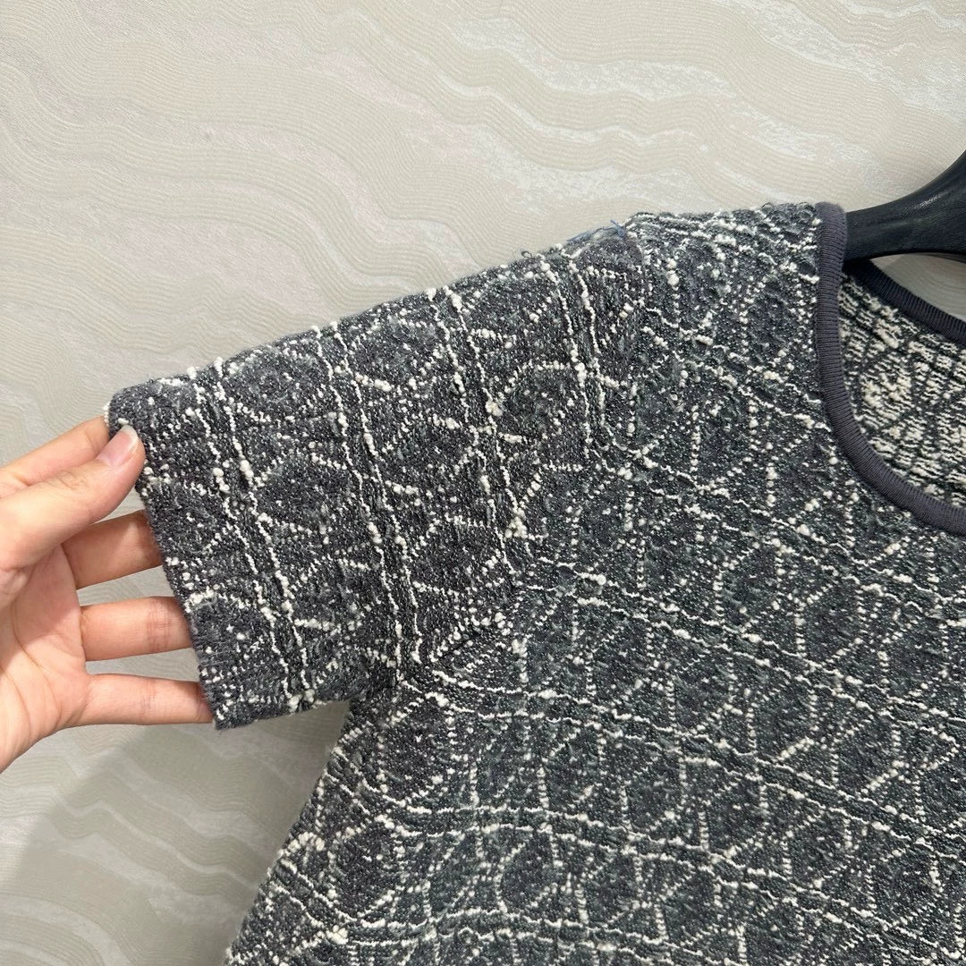 25 knitted dress