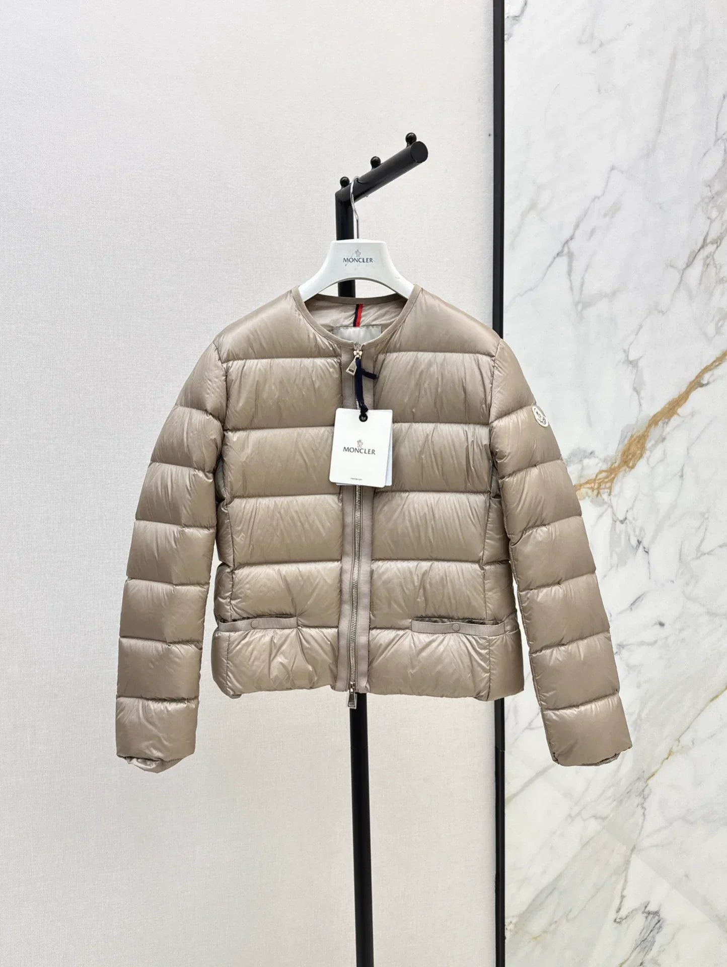 25fw Round neck down jacket