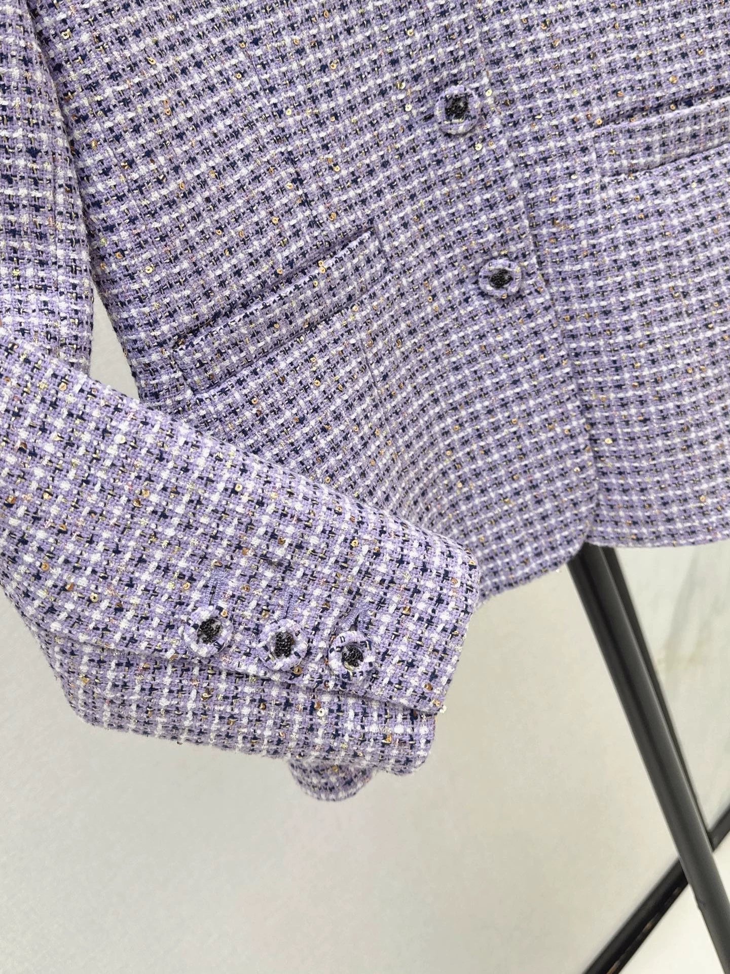 25 Weaving plaid jacket