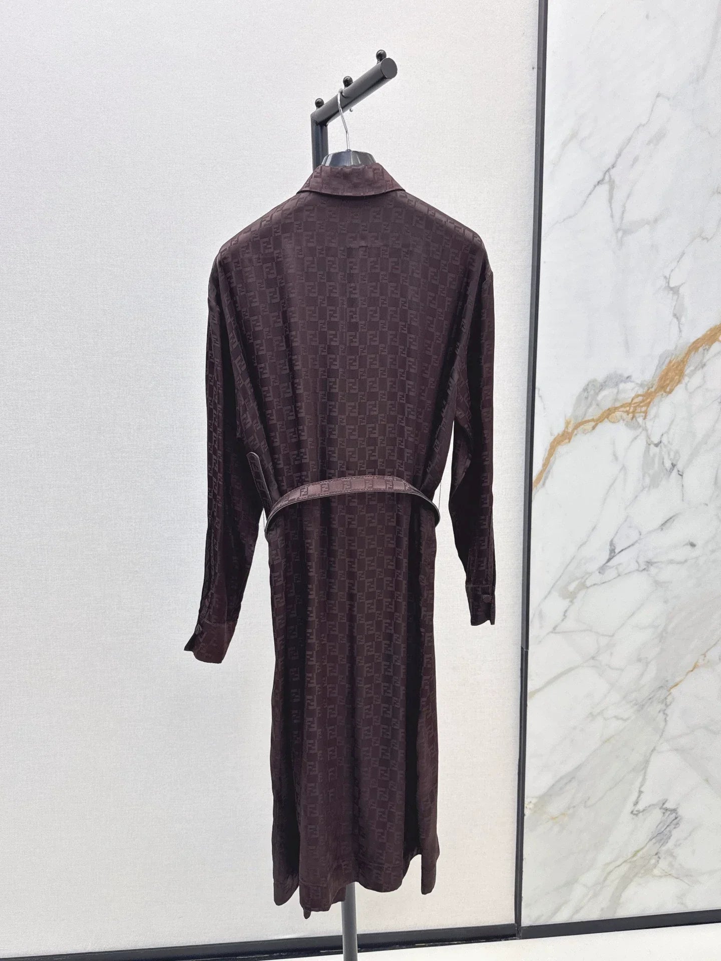 25 Jacquard cross collar waistband dress