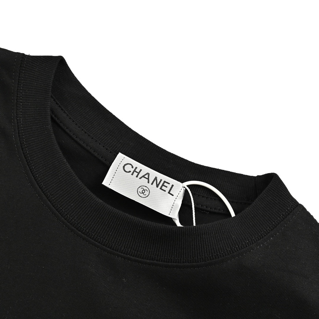 Hand-painted graffiti logo printed short sleeves
