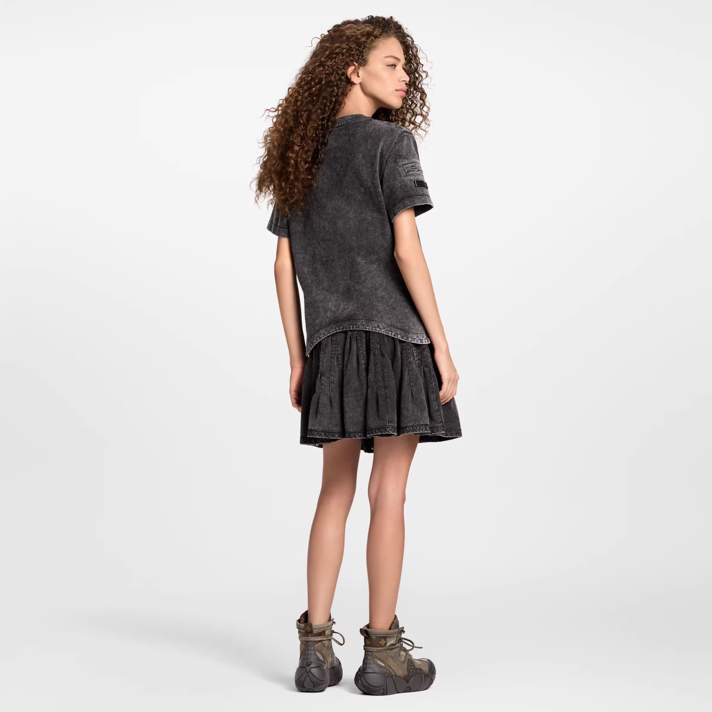 2025 Round neck distressed irregular short sleeved skirt set
