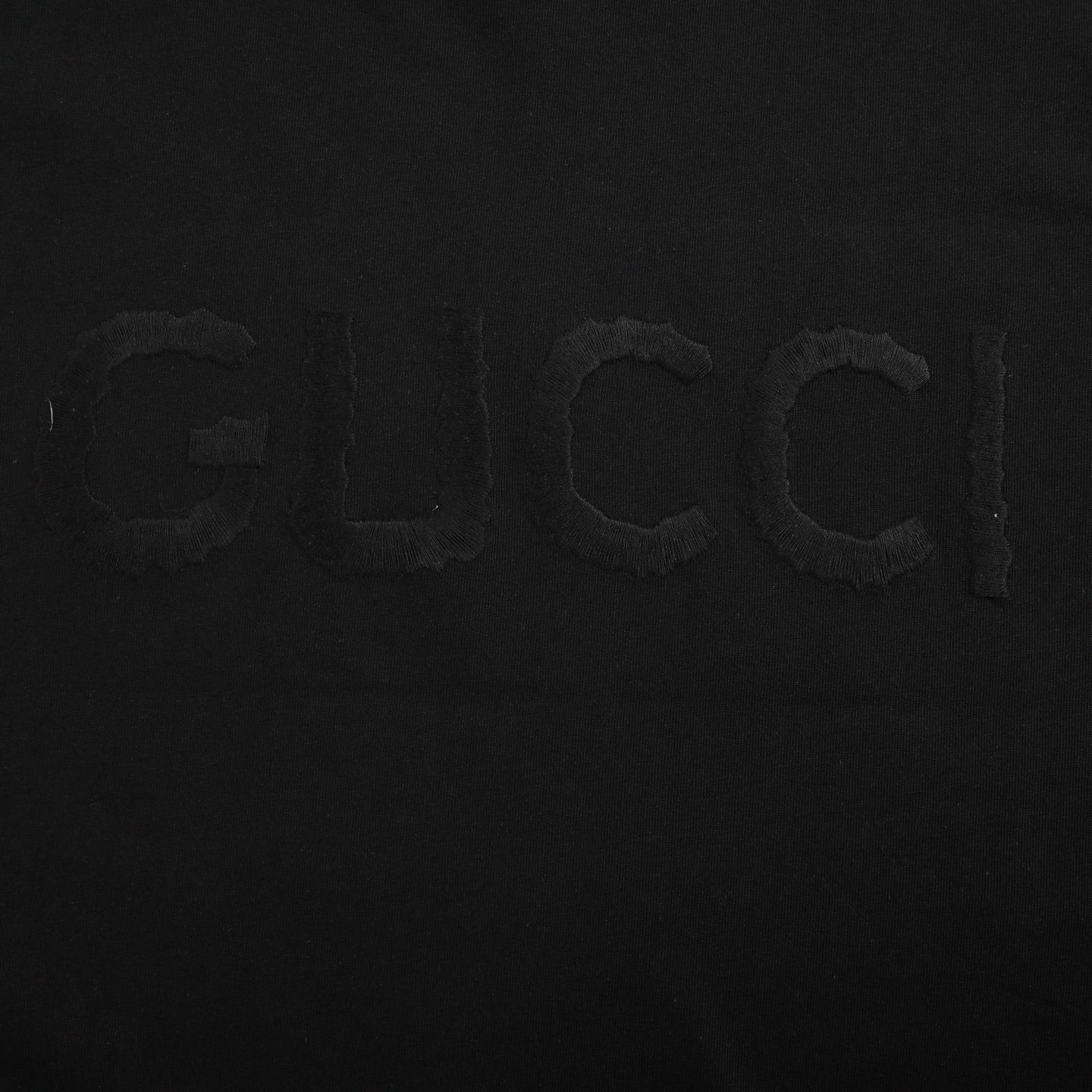 Dark pattern embroidered letter short sleeves