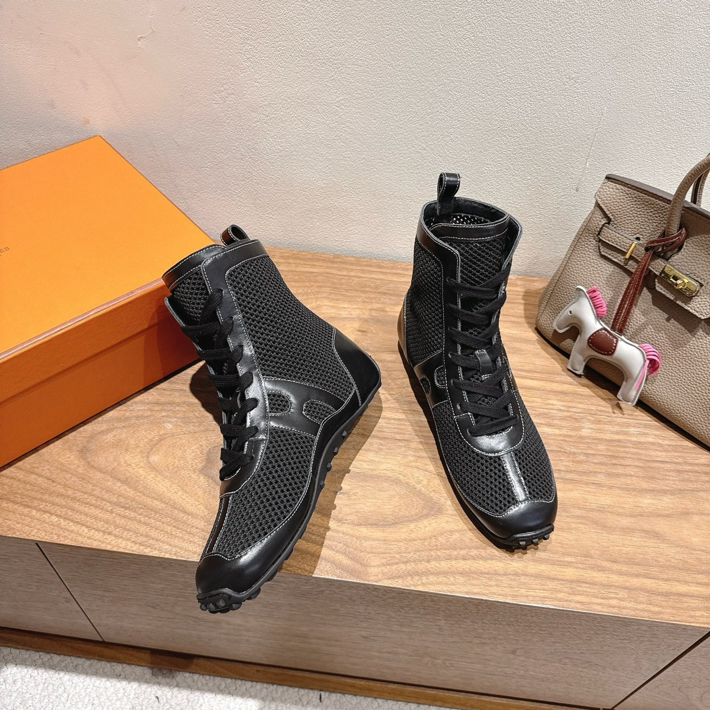 HM 25 Kiatsu Sneaker Black Mesh Calfskin 329536
