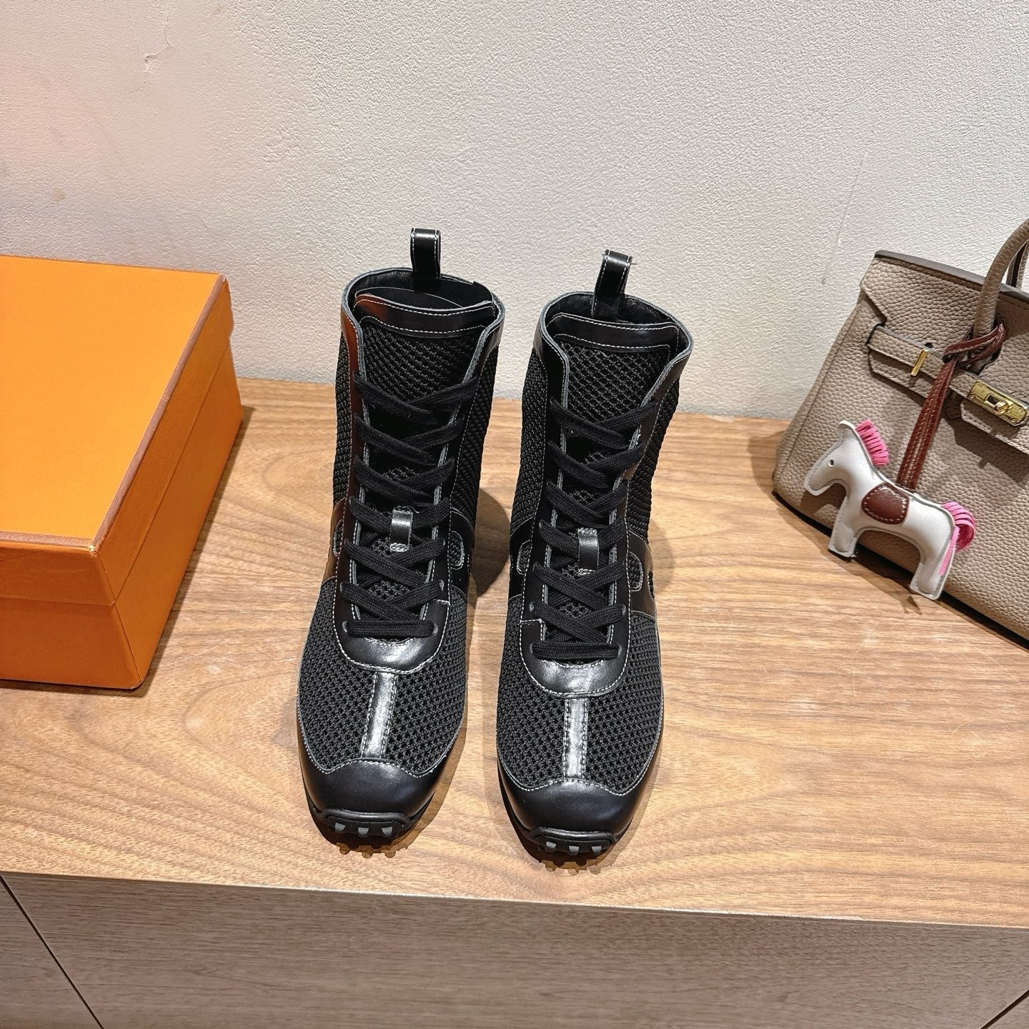 HM 25 Kiatsu Sneaker Black Mesh Calfskin 329536