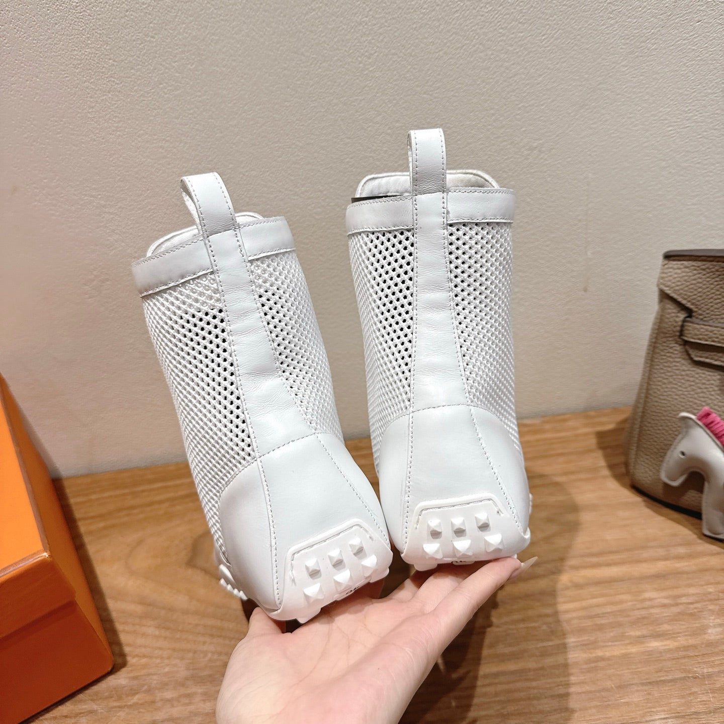 HM 25 Kiatsu Sneaker White Mesh Calfskin 329537