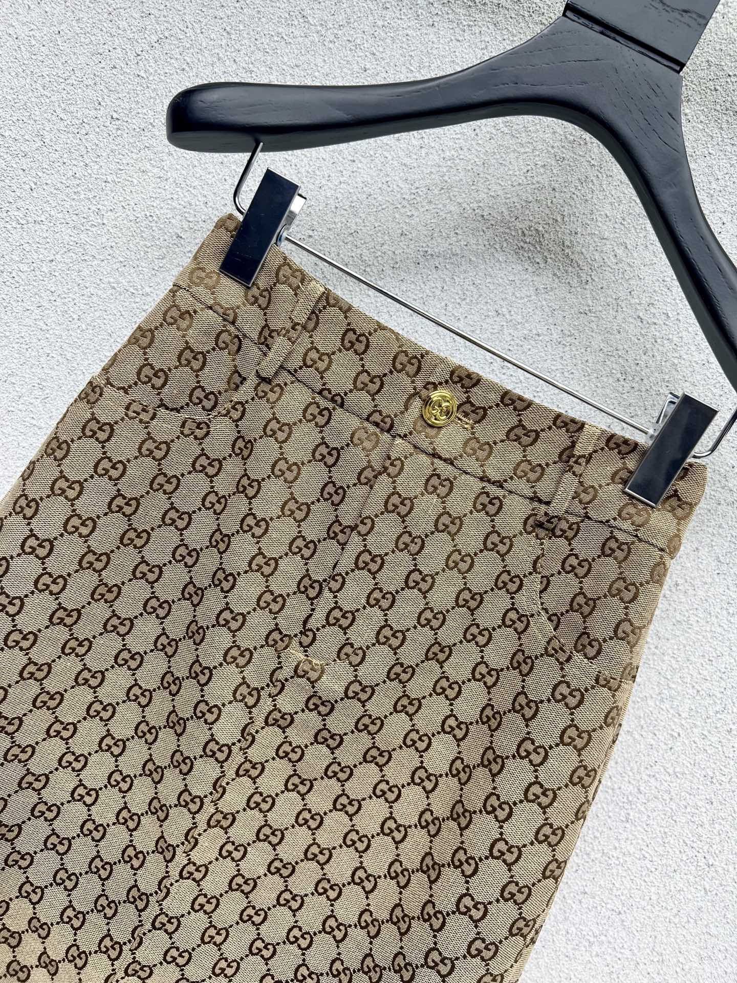 G 25 classic jacquard khaki skirt
