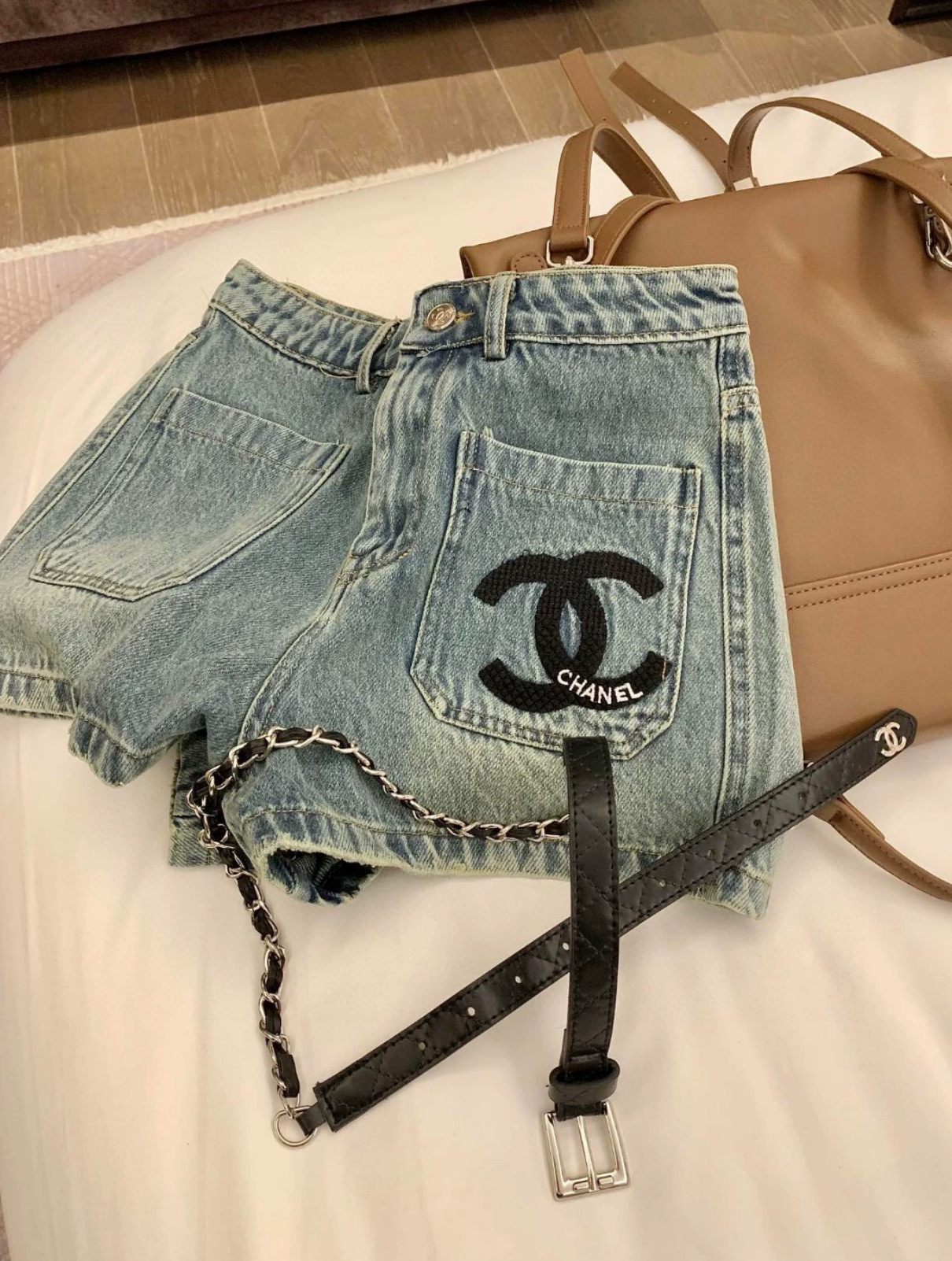 25 Summer New Double C Embroidery Pocket Denim Shorts