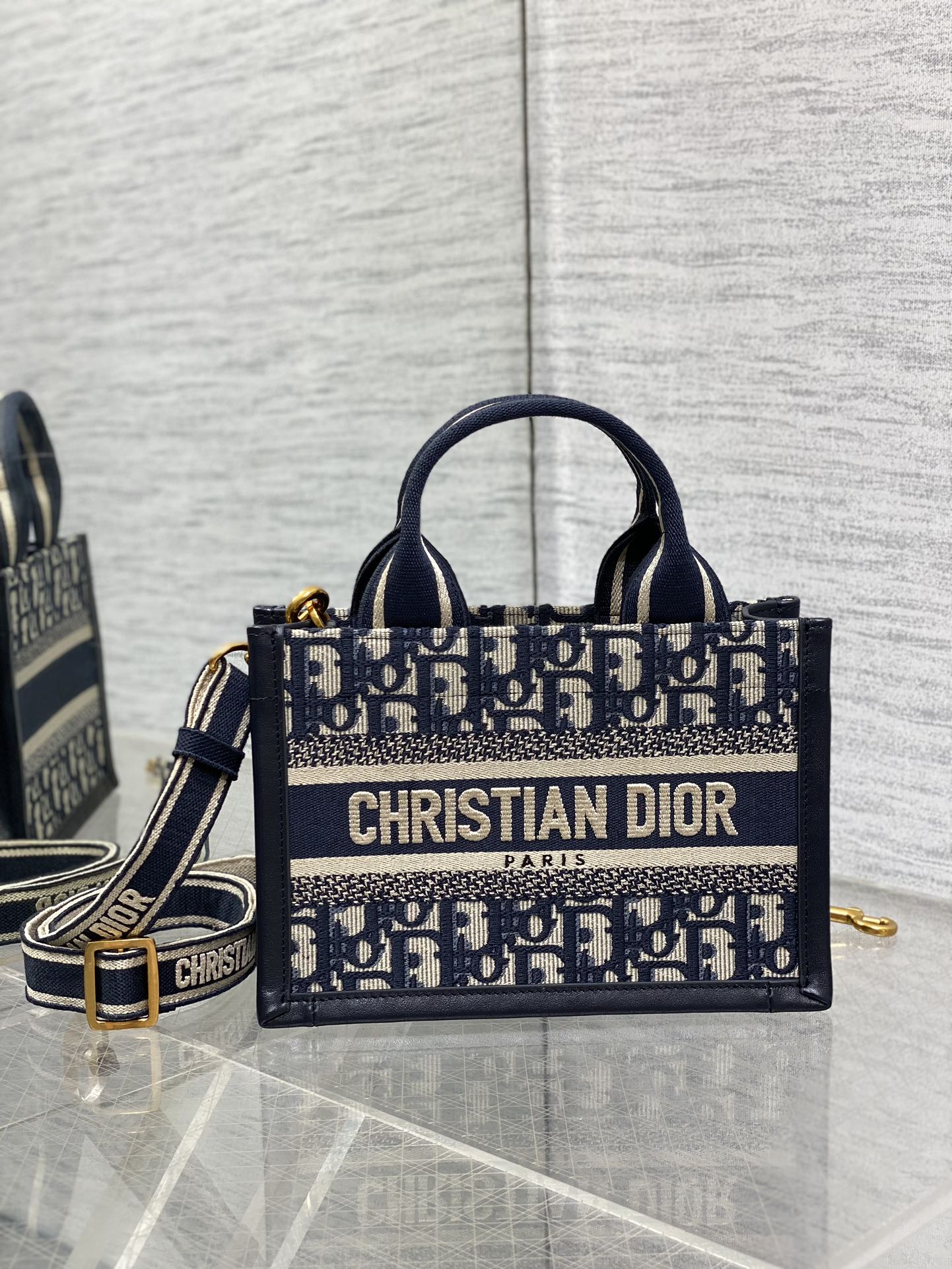 Book Tote Bag Blue Di0r Oblique Embroidery and Calfskin