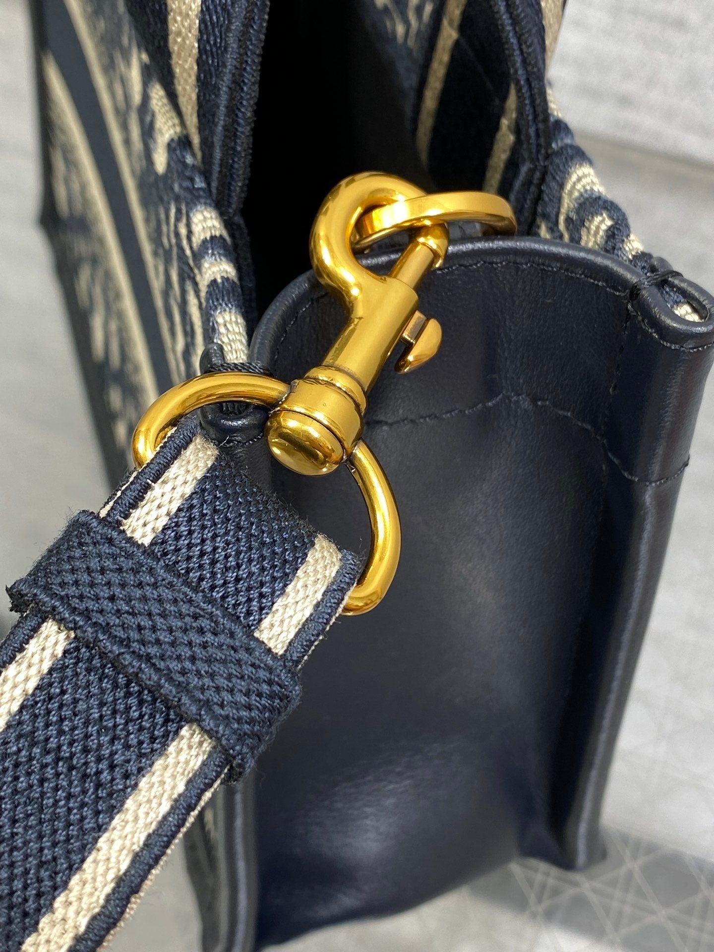 Book Tote Bag Blue Di0r Oblique Embroidery and Calfskin