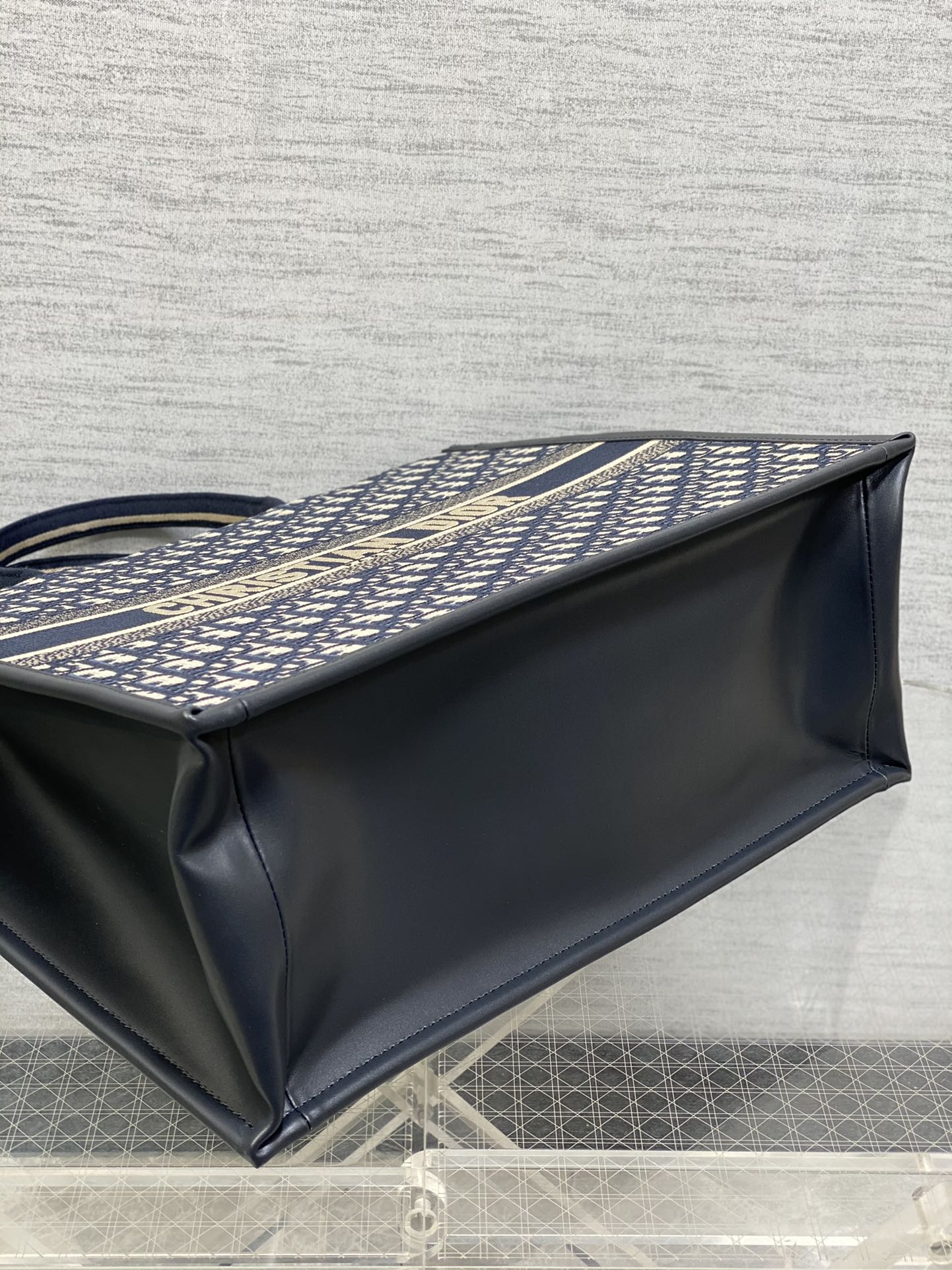 Book Tote Bag Blue Di0r Oblique Embroidery and Calfskin