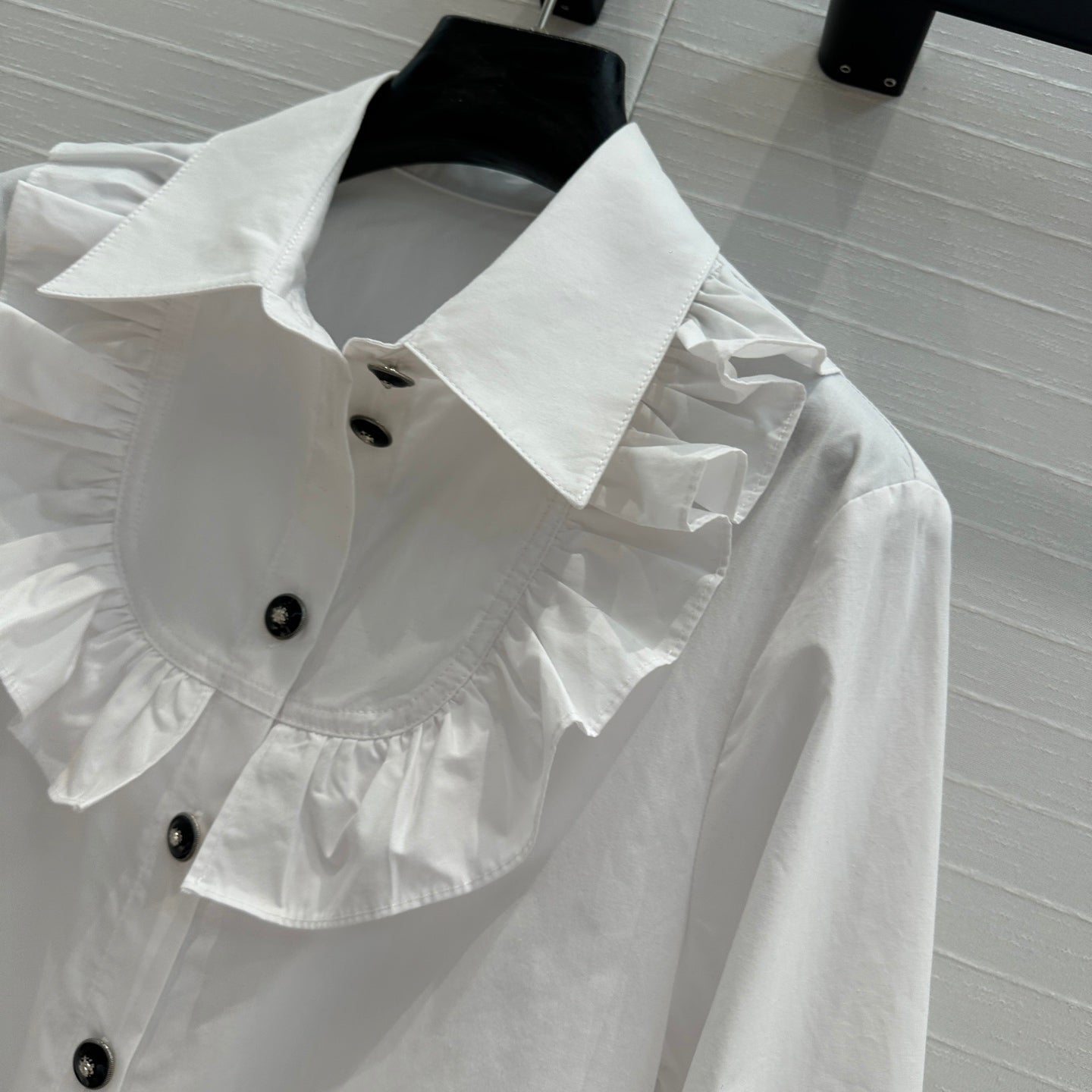 ch 25ss buttons shirt
