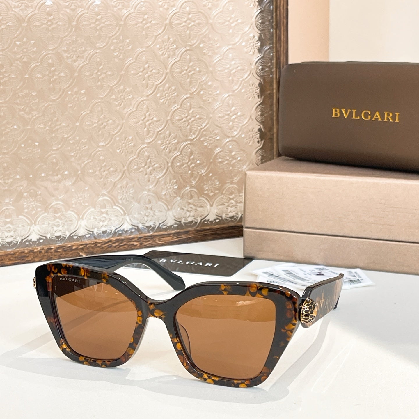 B sunglasses