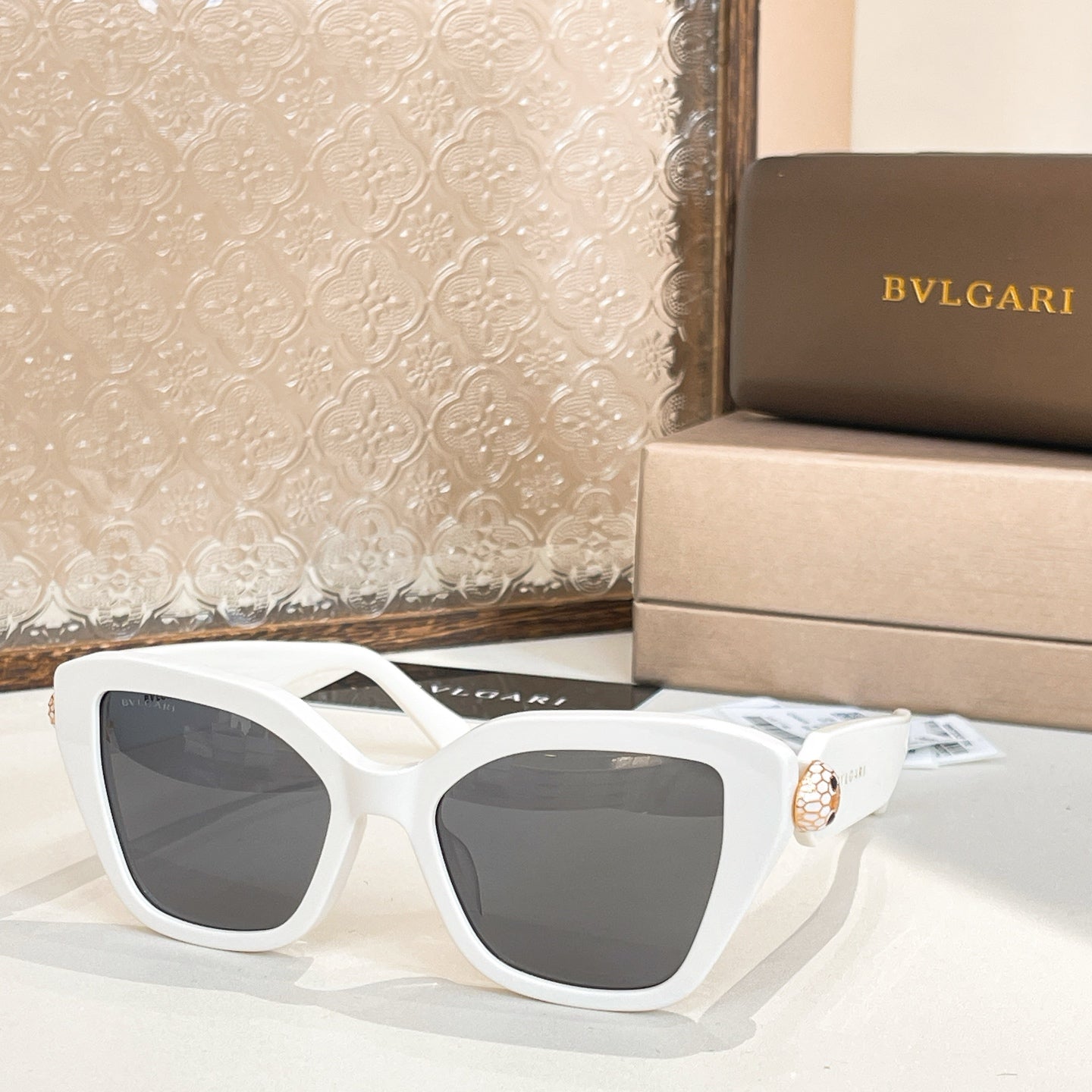 B sunglasses