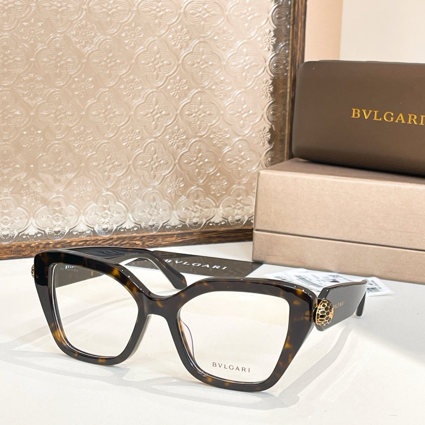 B sunglasses