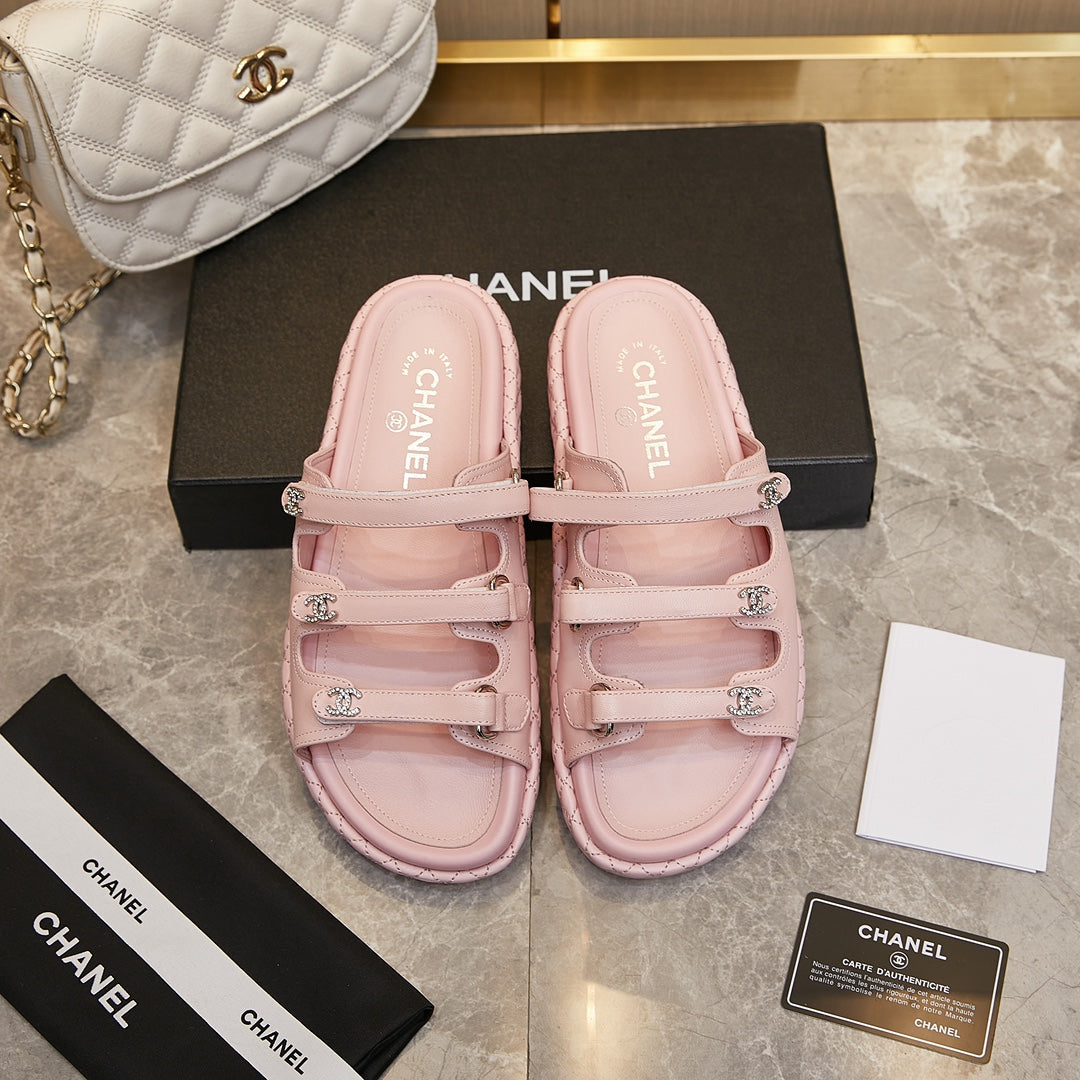 slippers