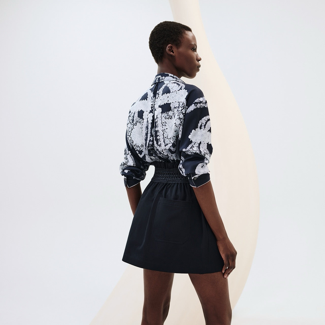 H 25ss Silk buttons shirt