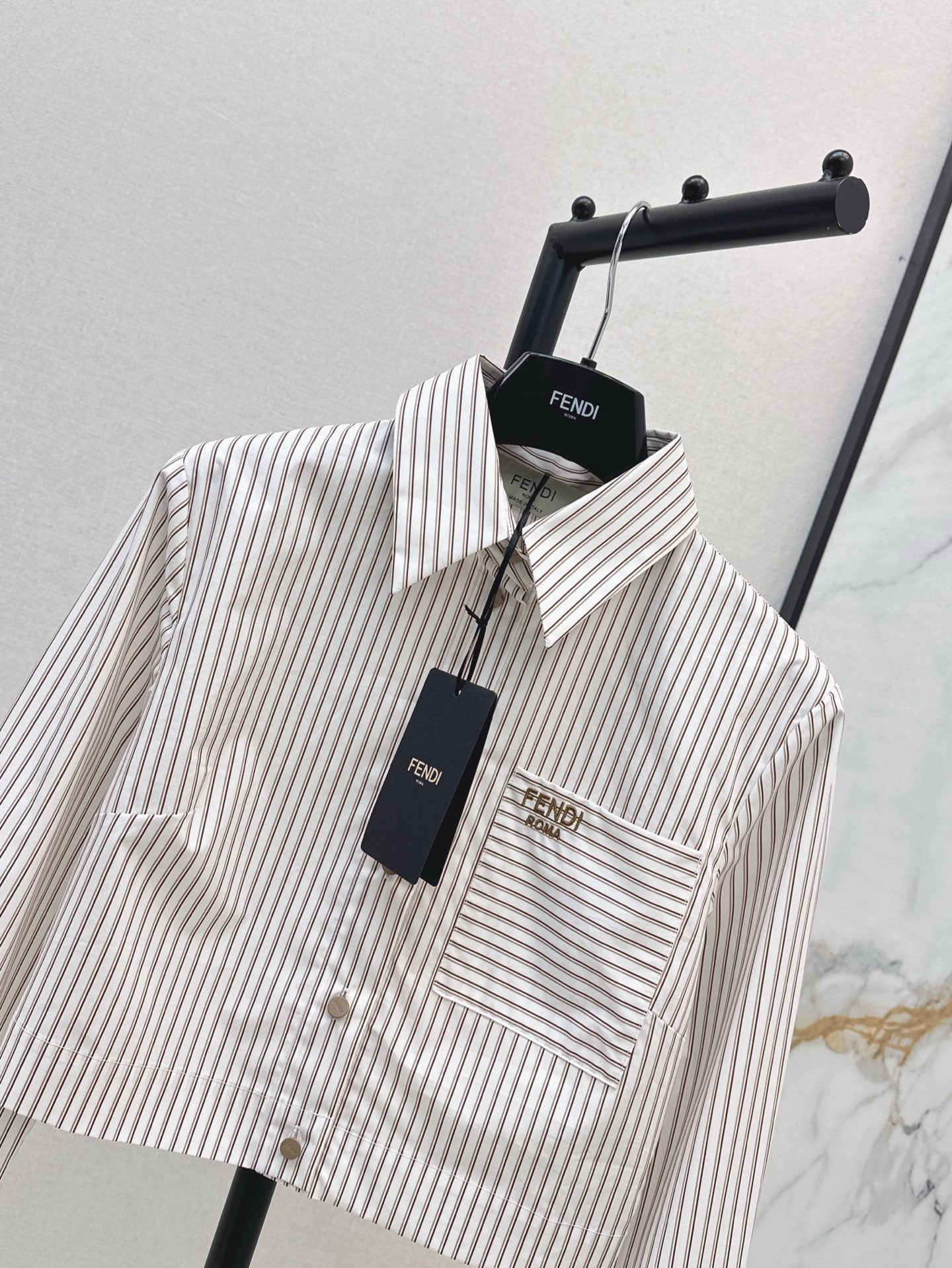 25ss crop shirt