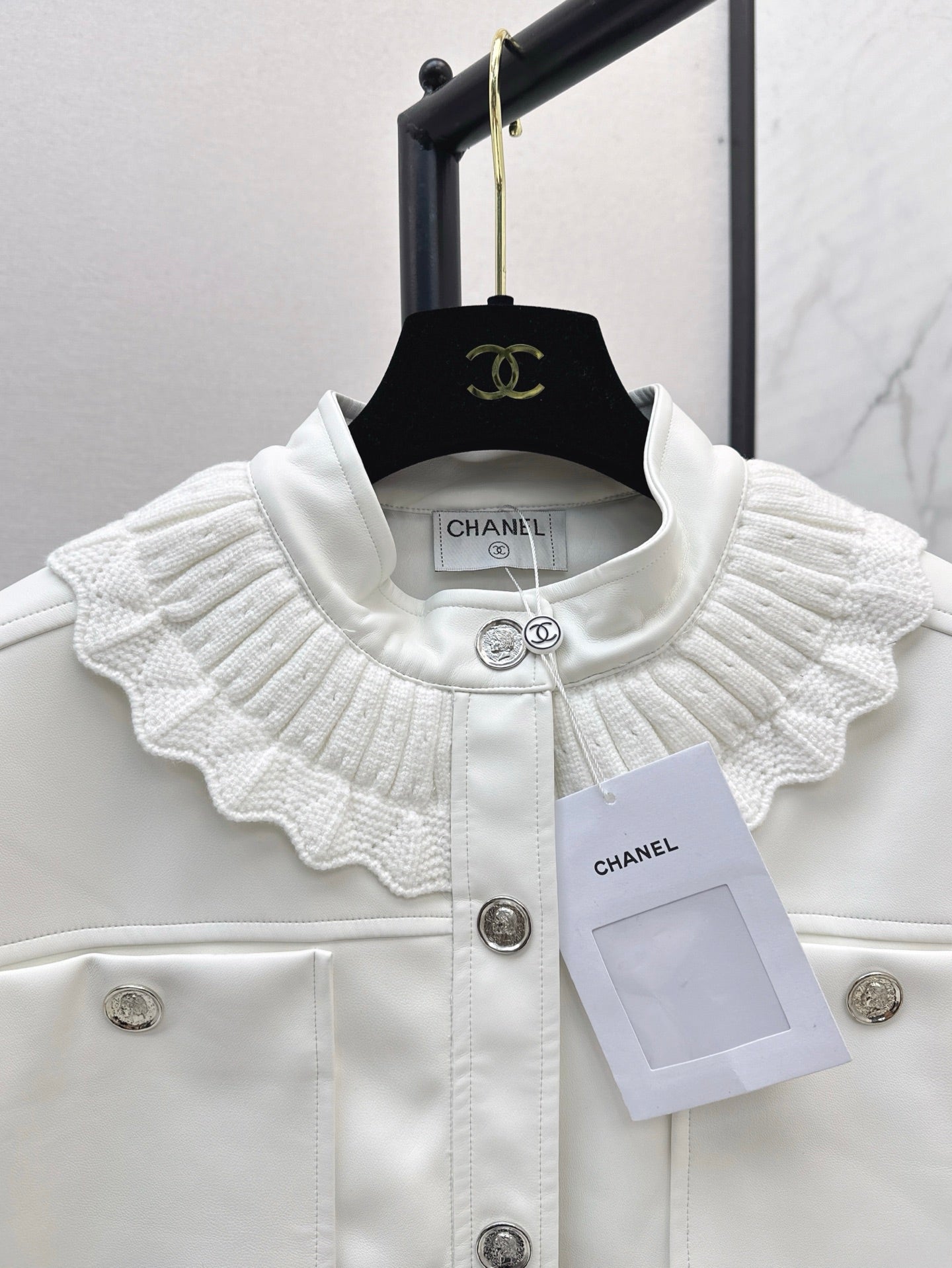 25ss ruffle T-shirt