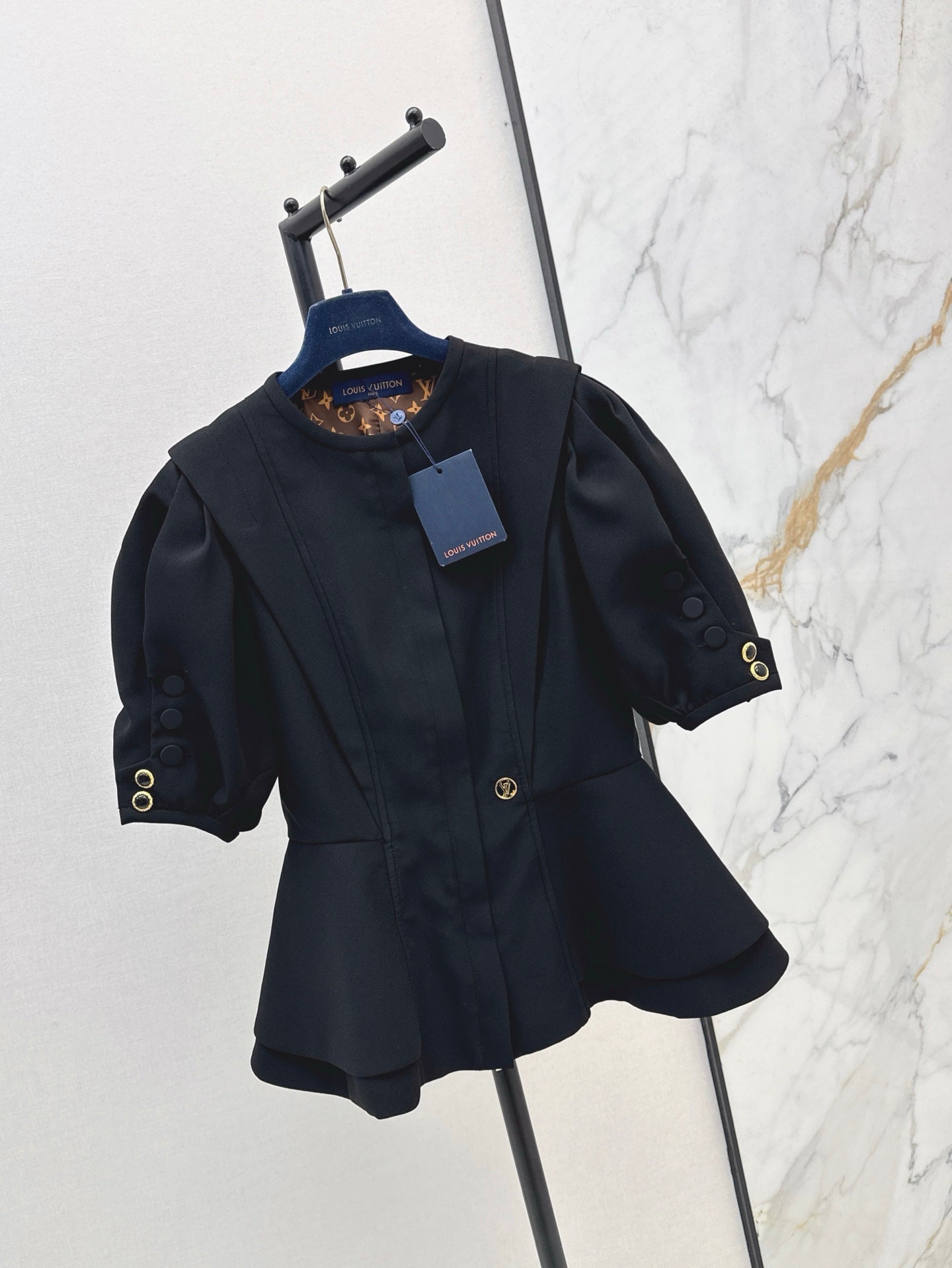 25ss ruffle T-shirt