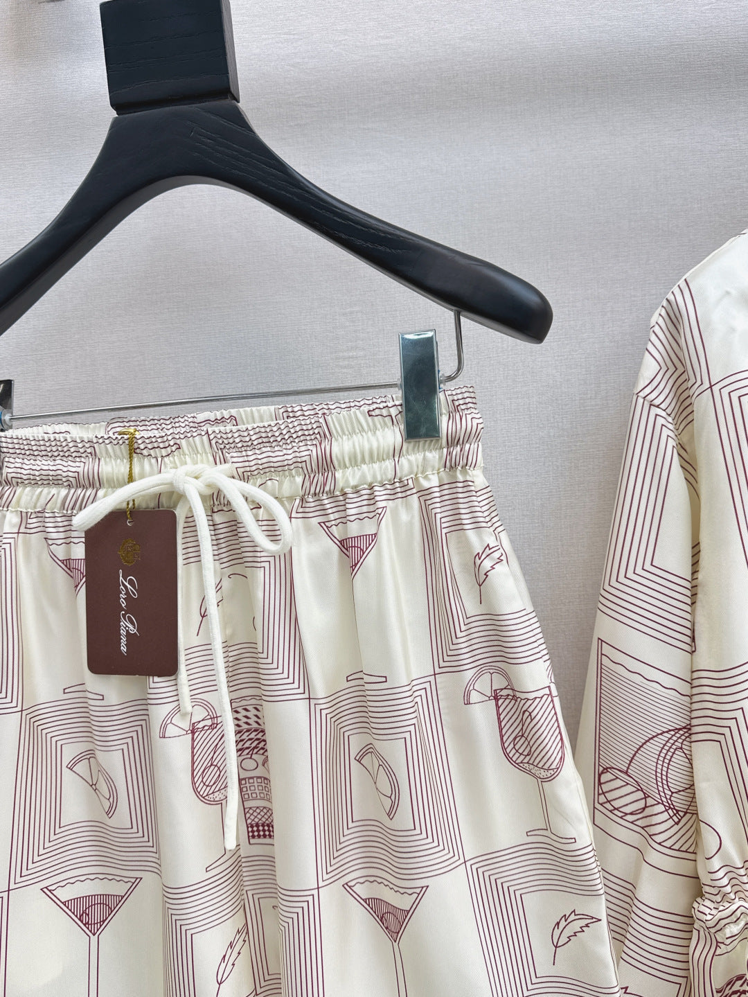 25ss silk short