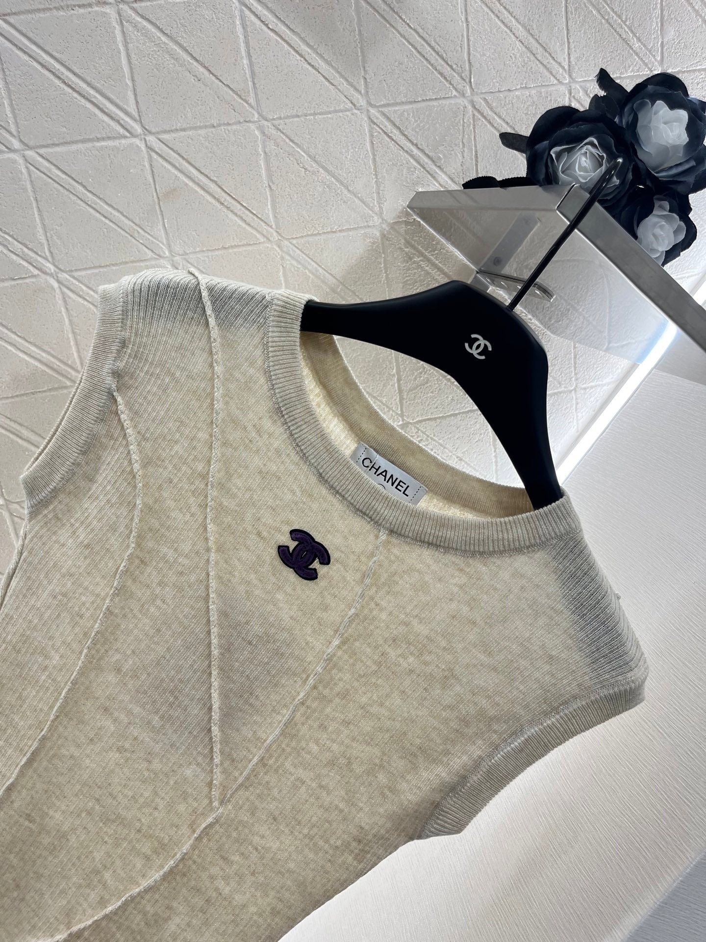 25 new products Knitted tops