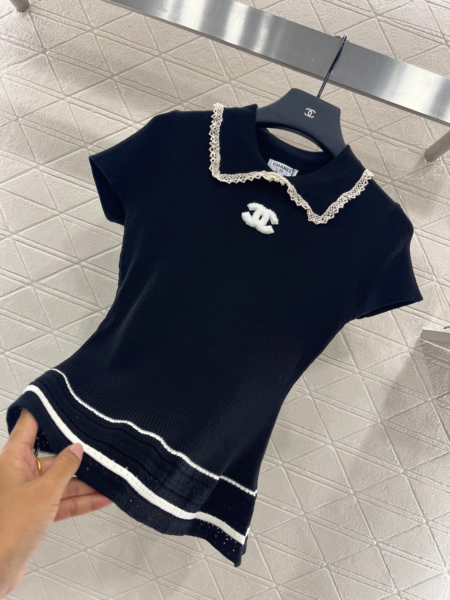 25 new product Hollow knitted short sleeves
