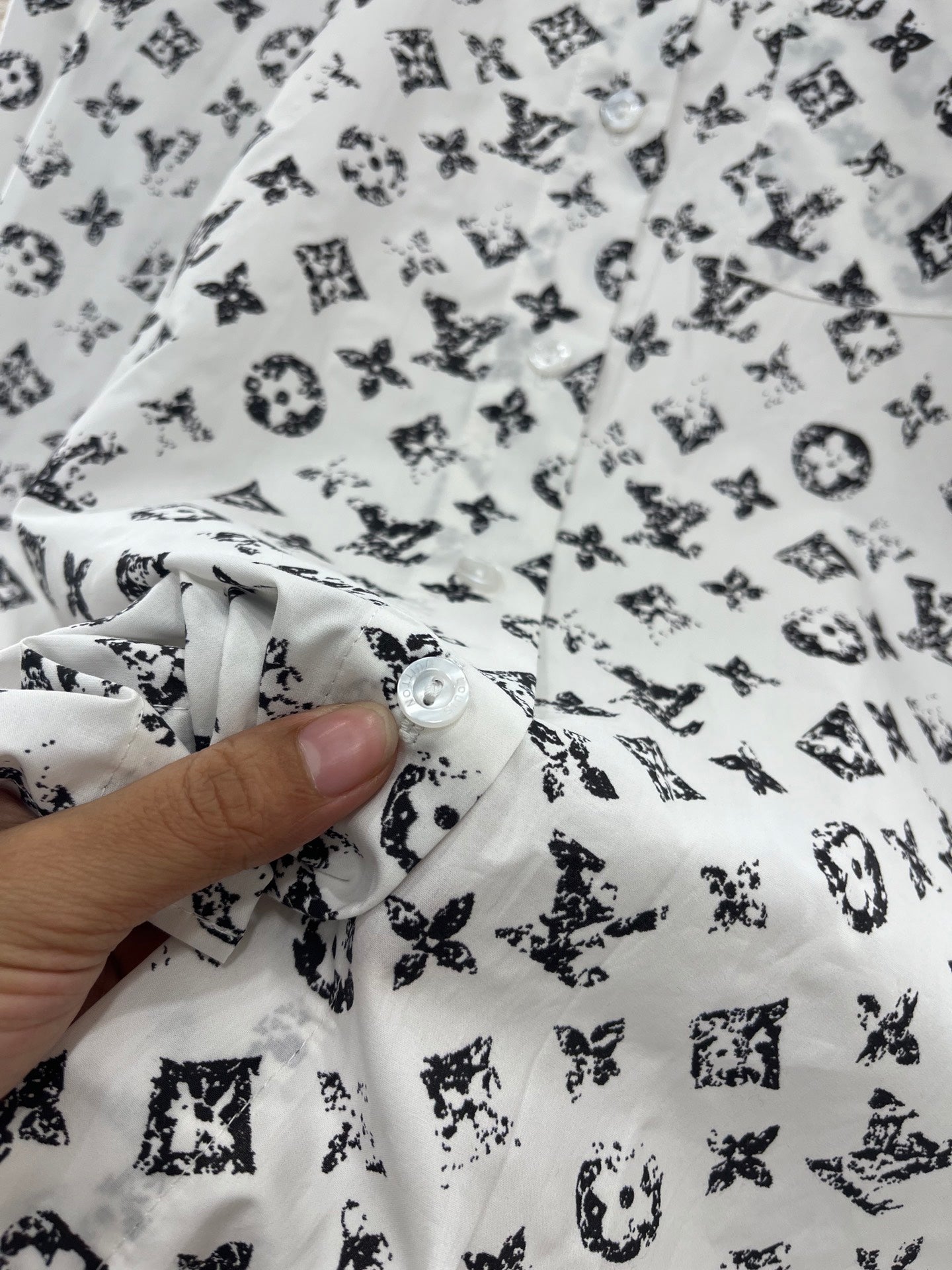 25 new products Long-sleeved shirt