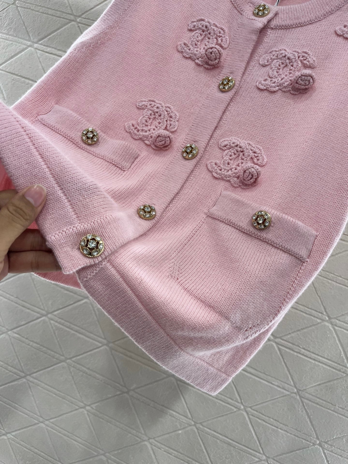 25 new products Knitted vest