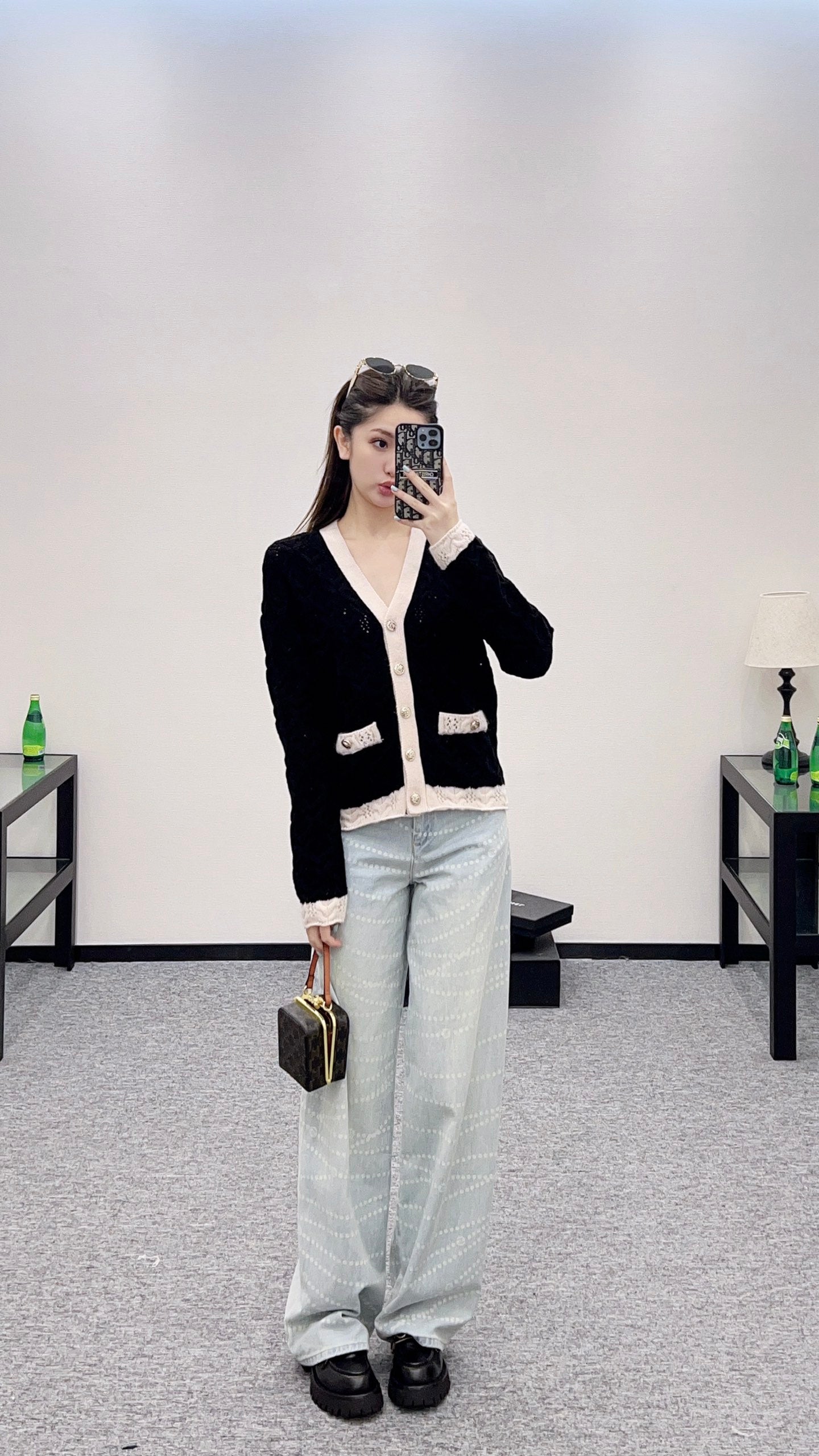 25 new products Knitted cardigan