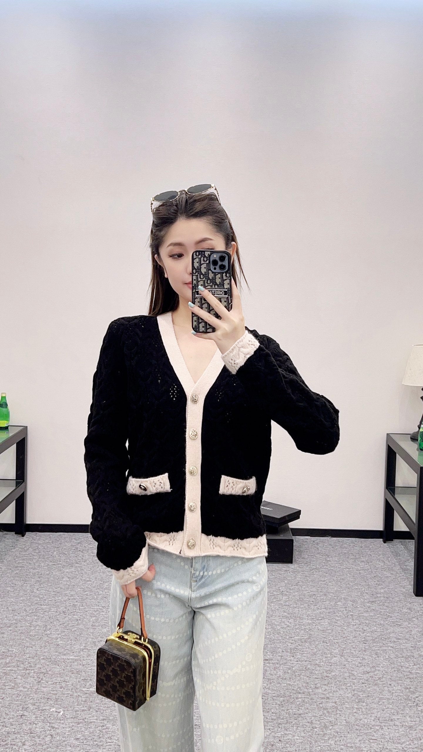 25 new products Knitted cardigan