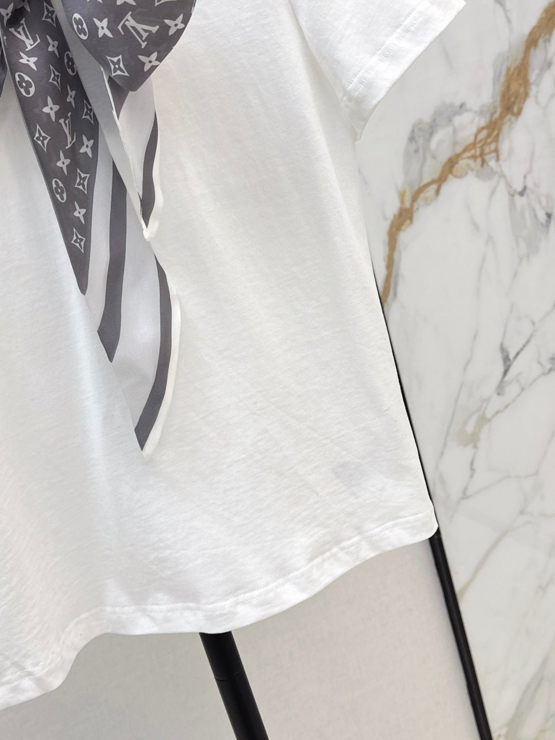 25ss scarf t-shirt
