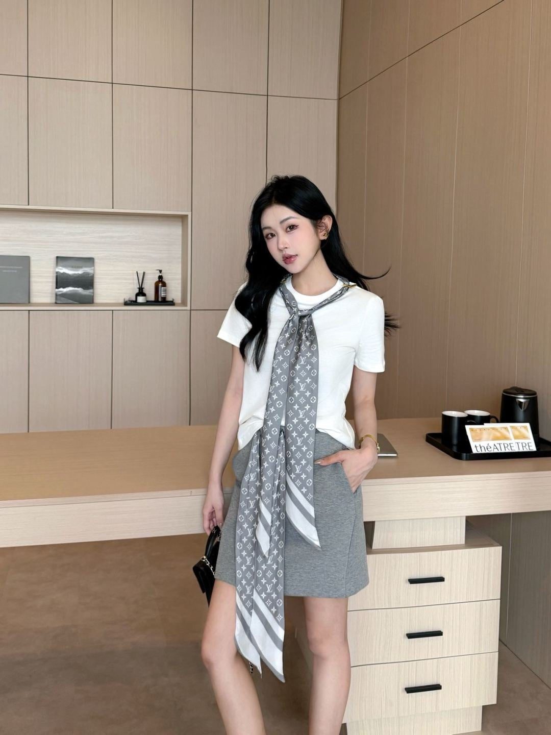25ss scarf t-shirt