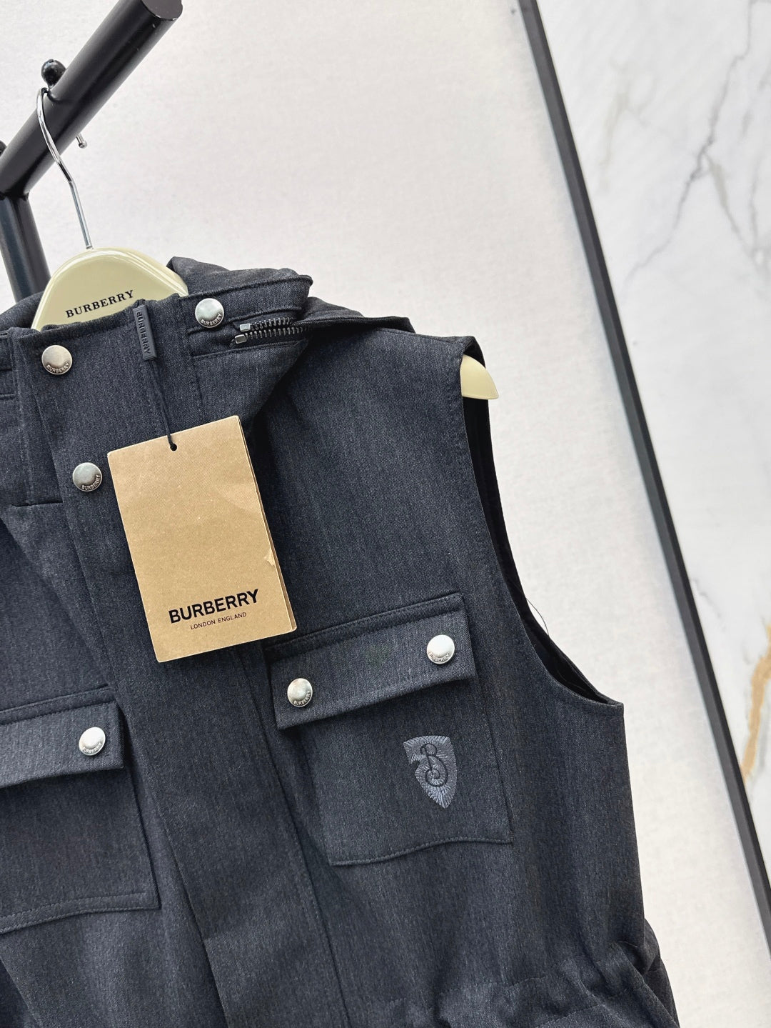 25fw embroidered vest