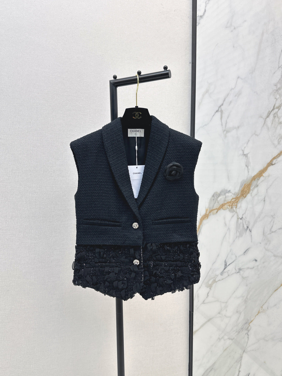 25 patchwork lace woven vest