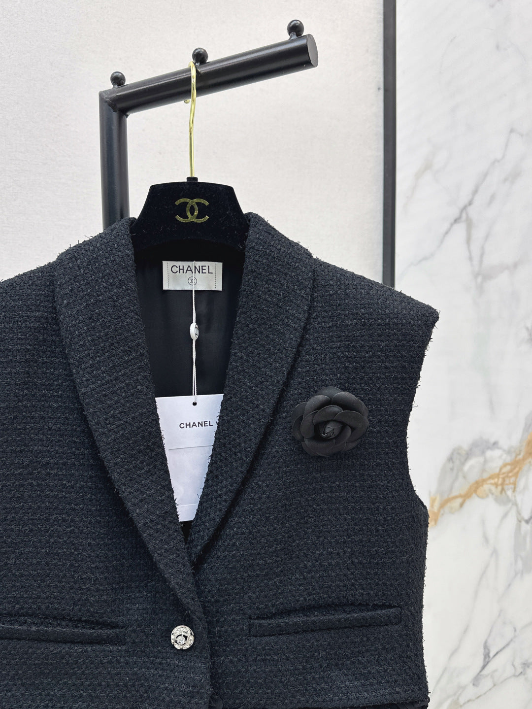25 patchwork lace woven vest