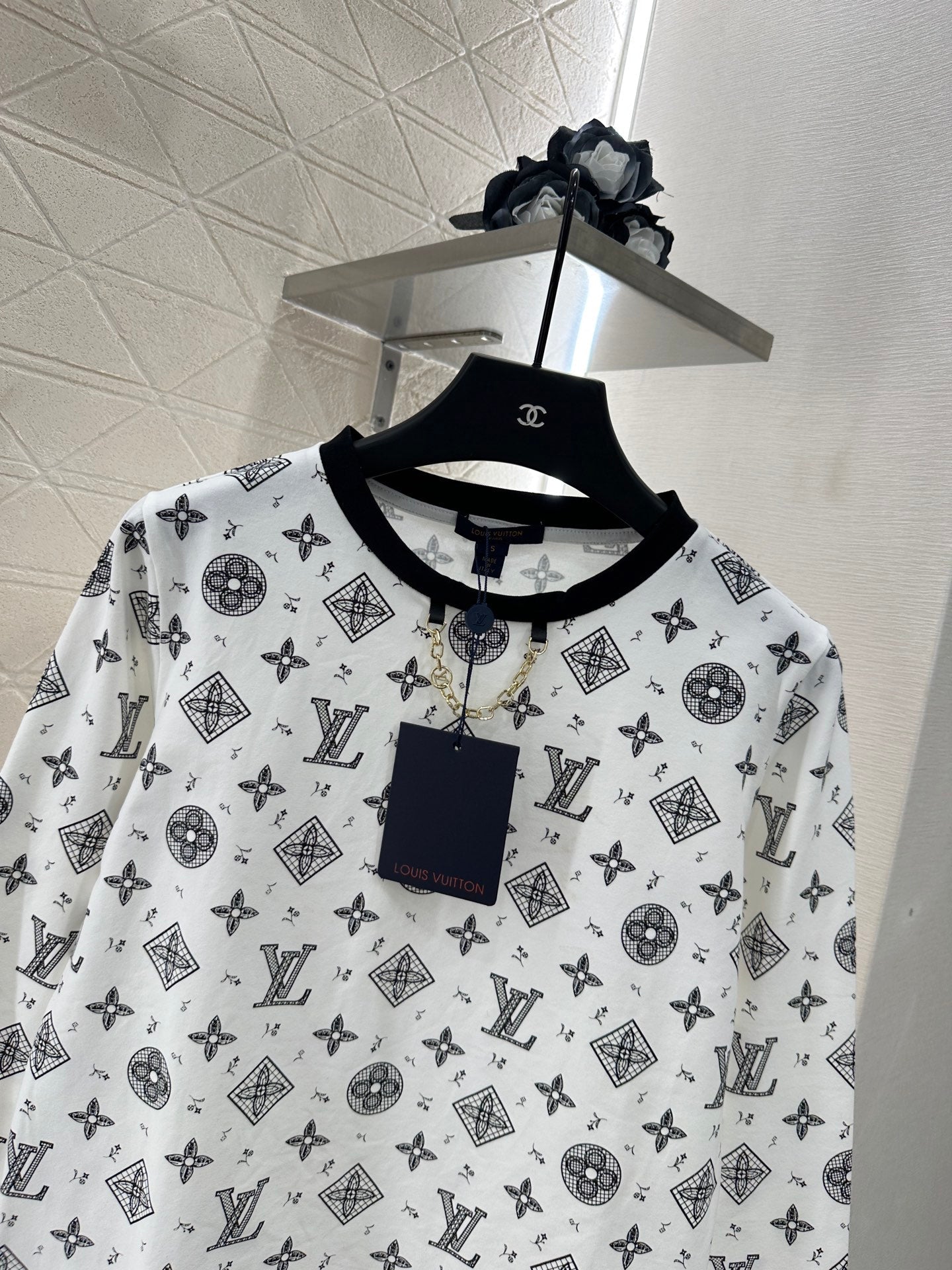 25 New Arrivals Chain Long Sleeves