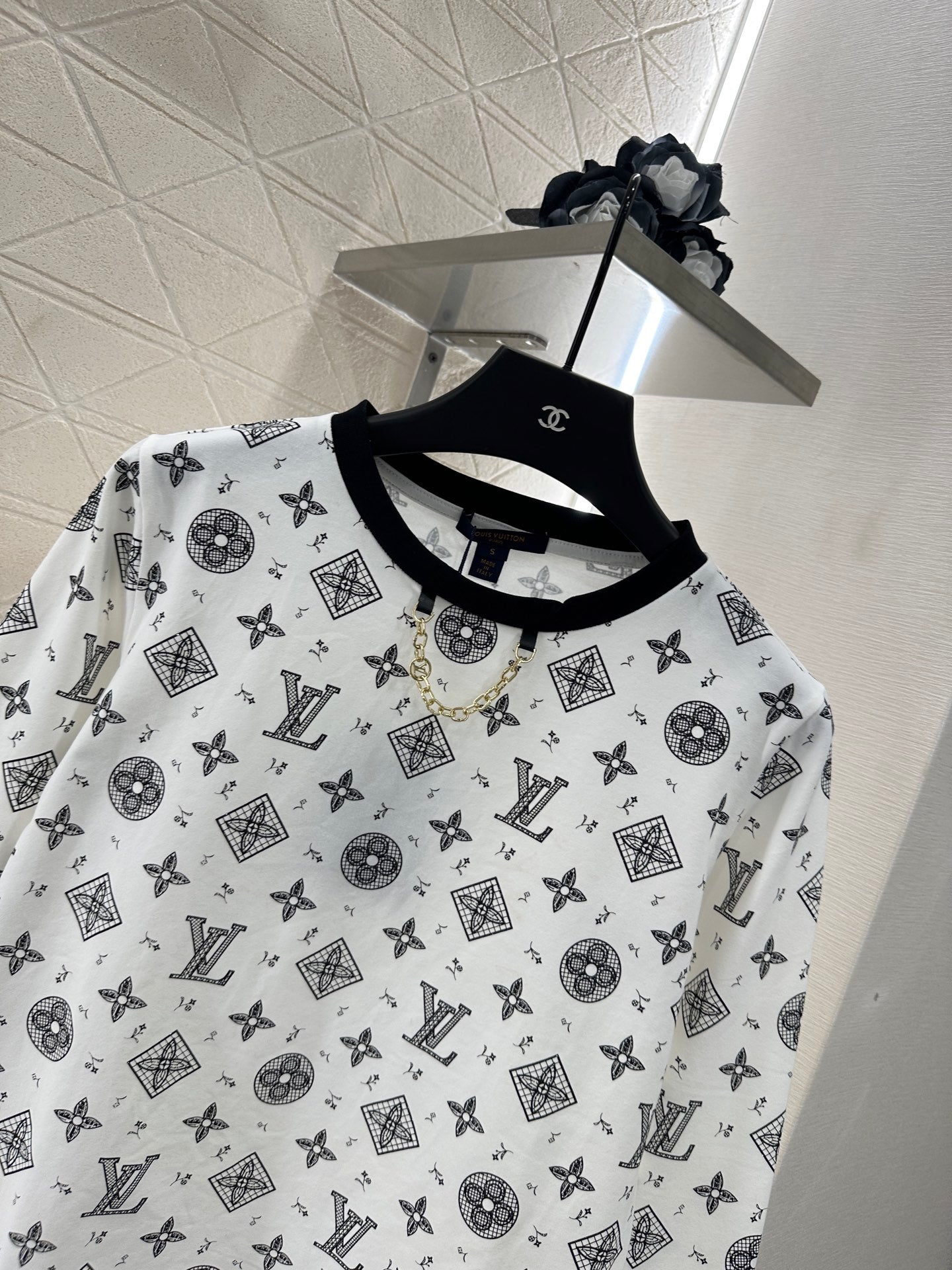 25 New Arrivals Chain Long Sleeves