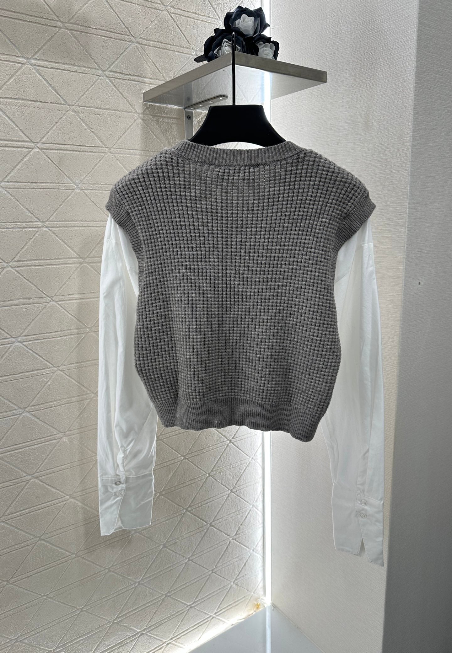 25 New Arrival Knitted long-sleeved top