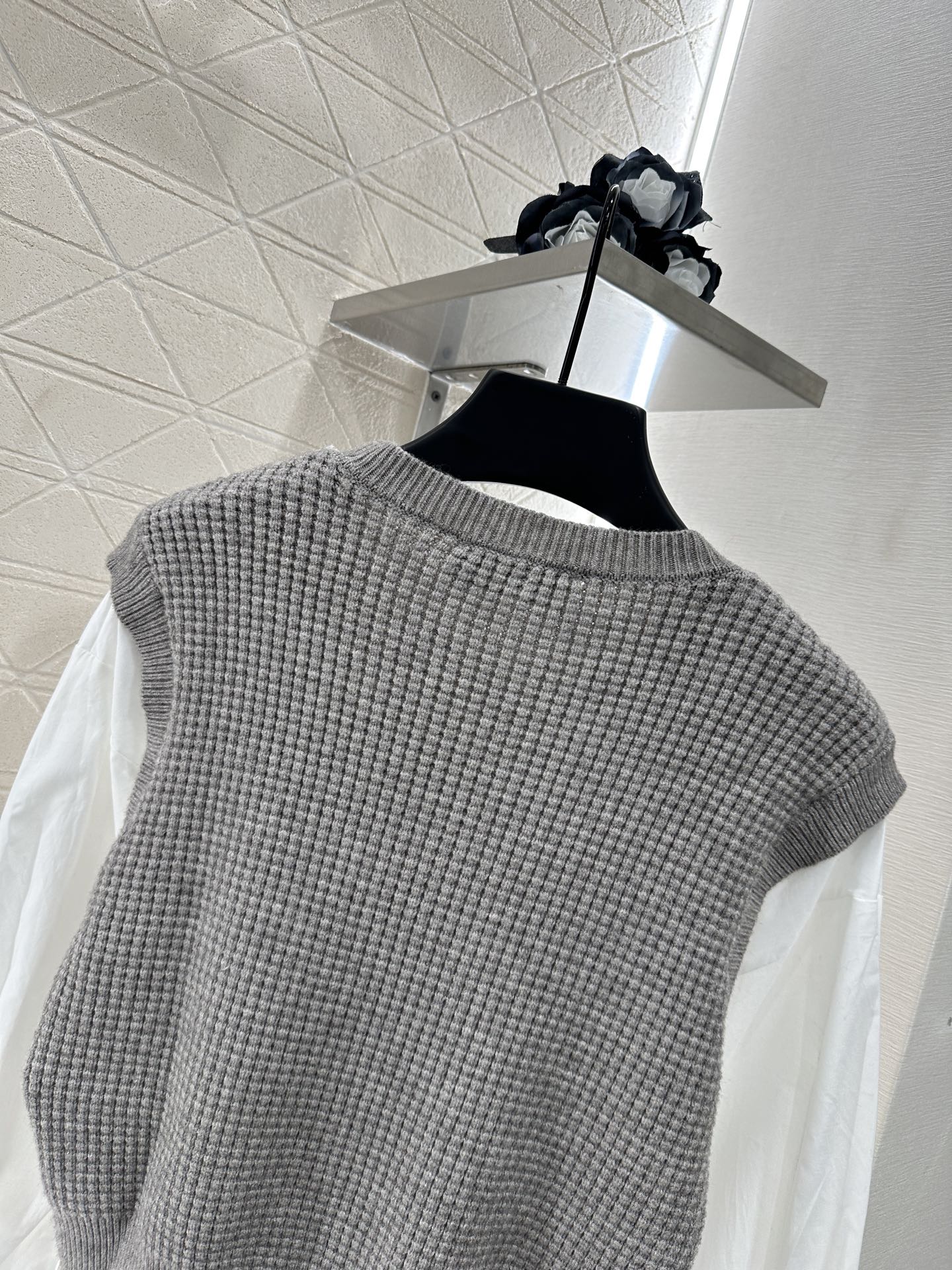25 New Arrival Knitted long-sleeved top