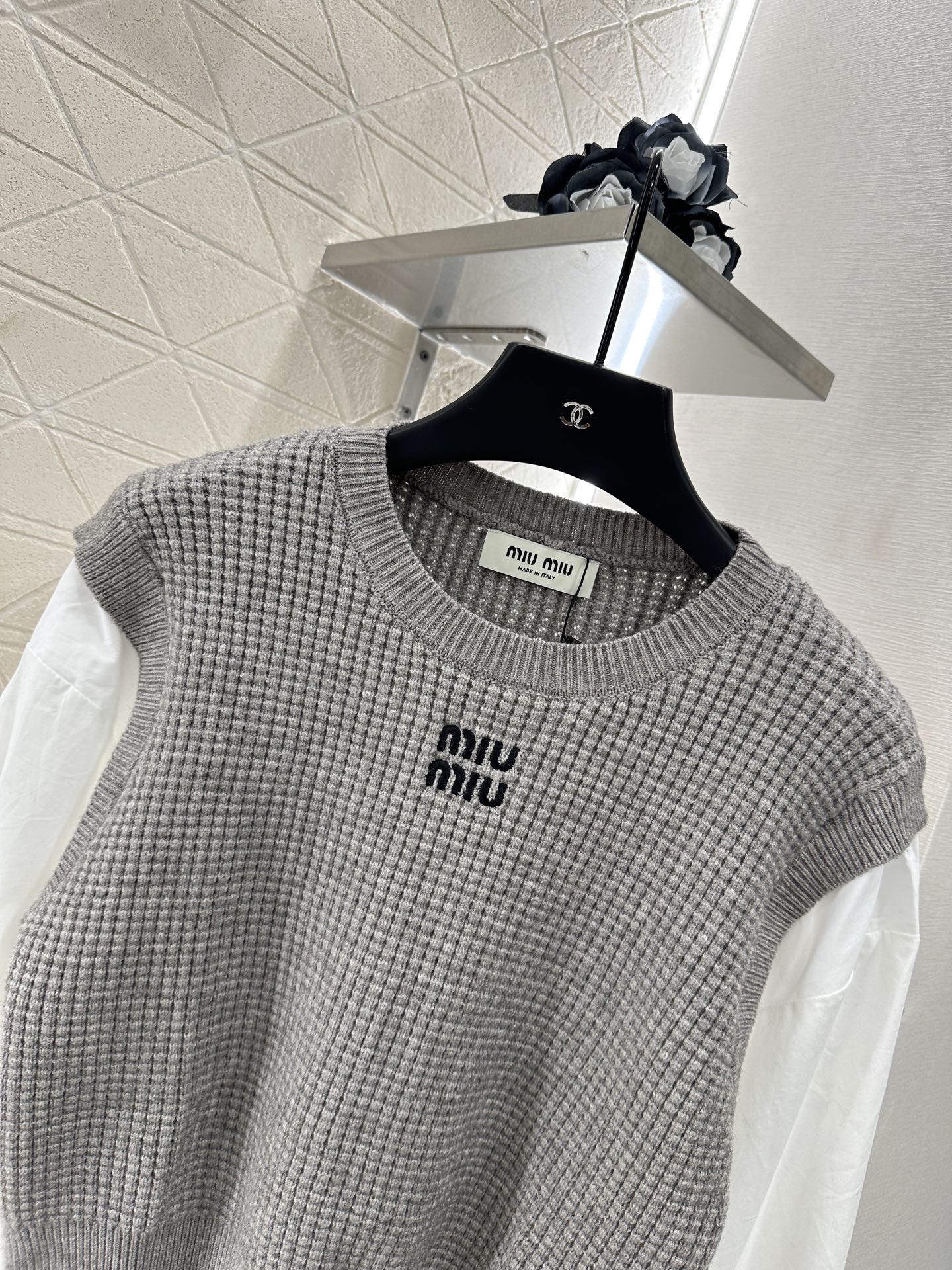 25 New Arrival Knitted long-sleeved top