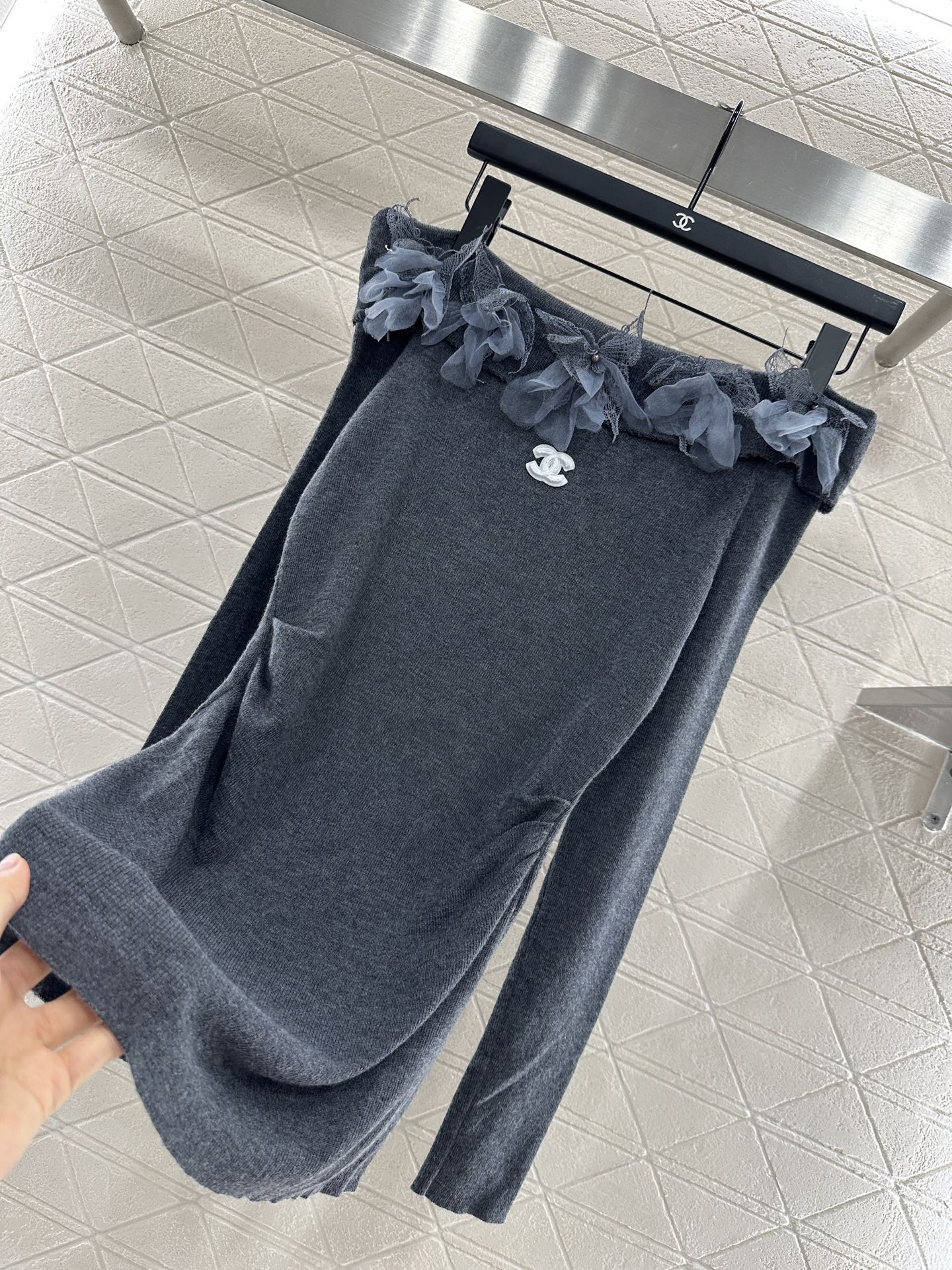 25 New Arrival Knitted Long-Sleeved Skirt Set