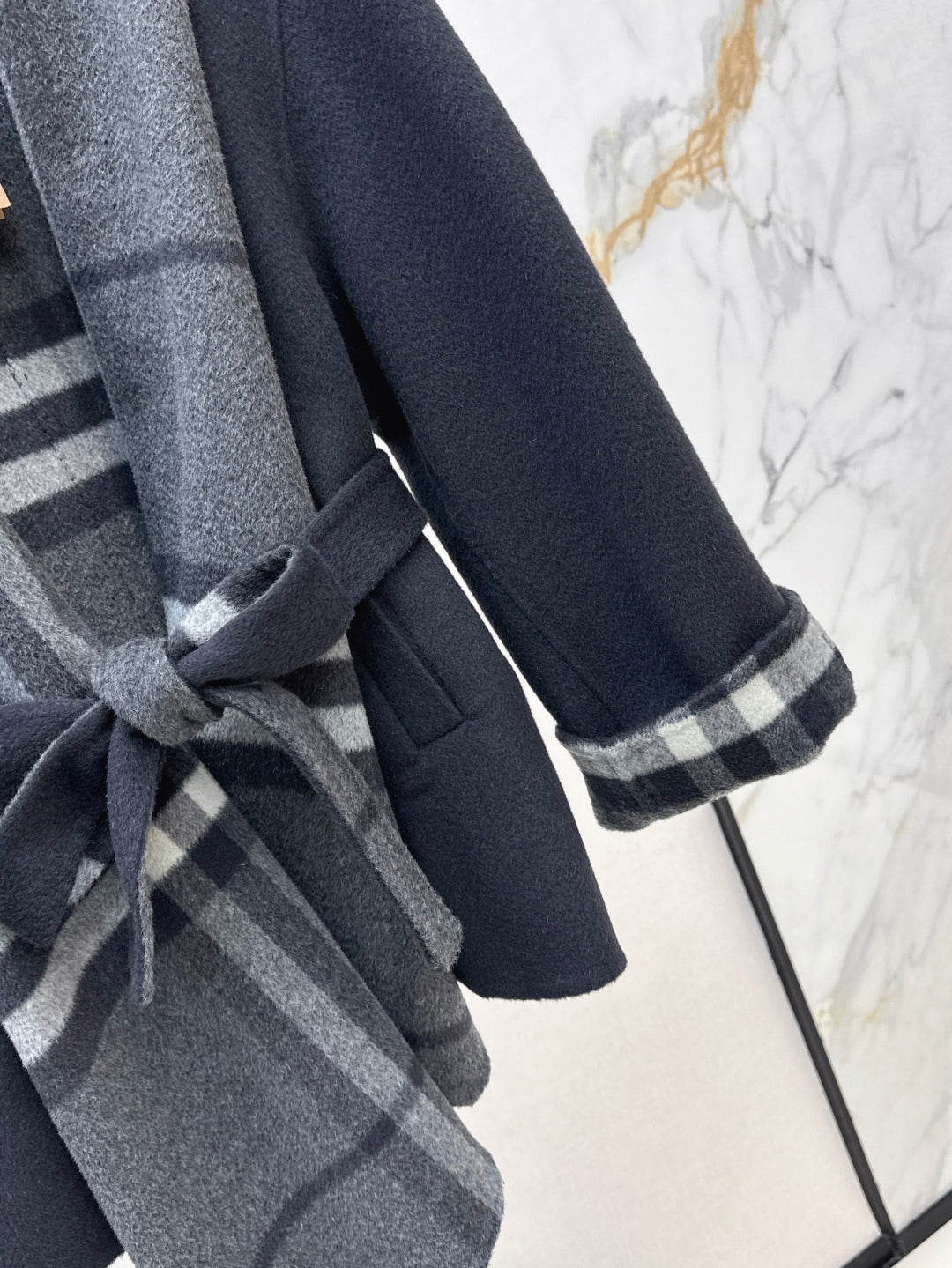 25fw reversible coat