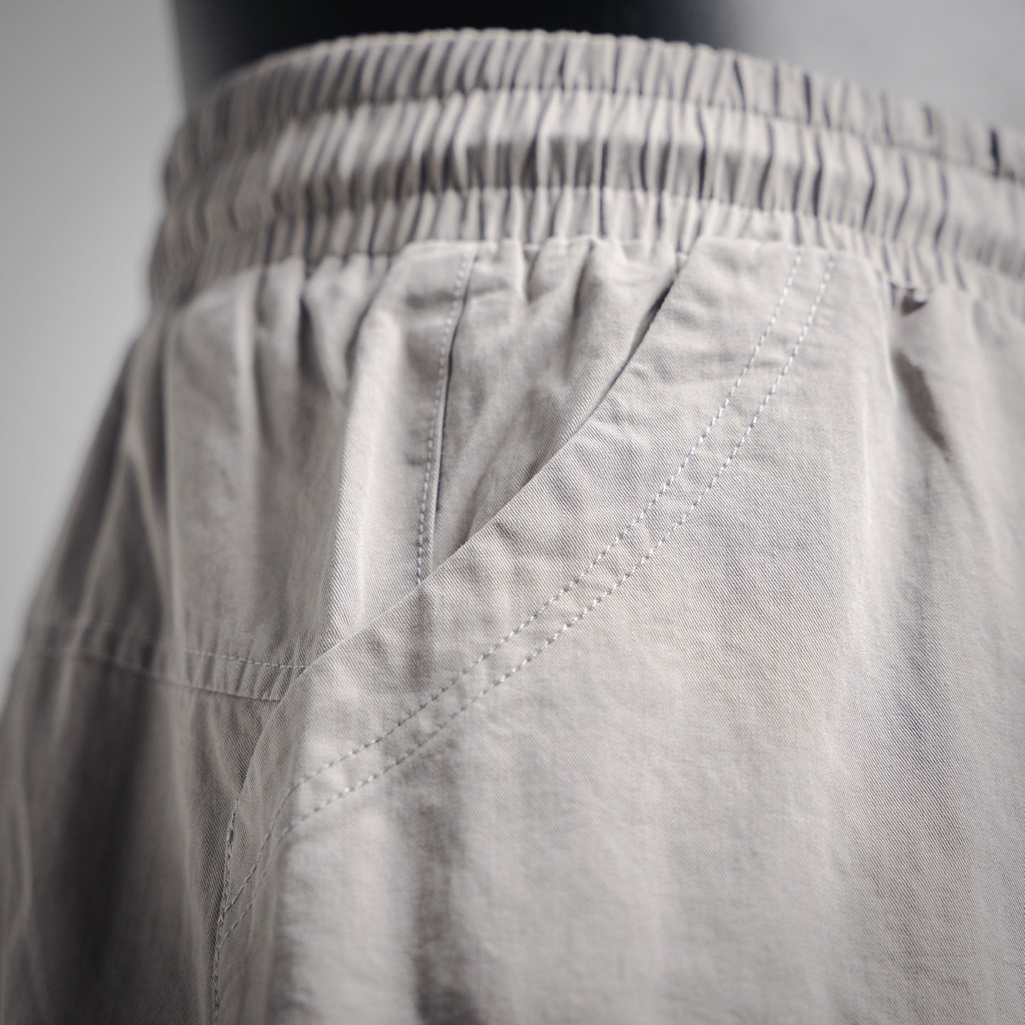 25ss embroidered short
